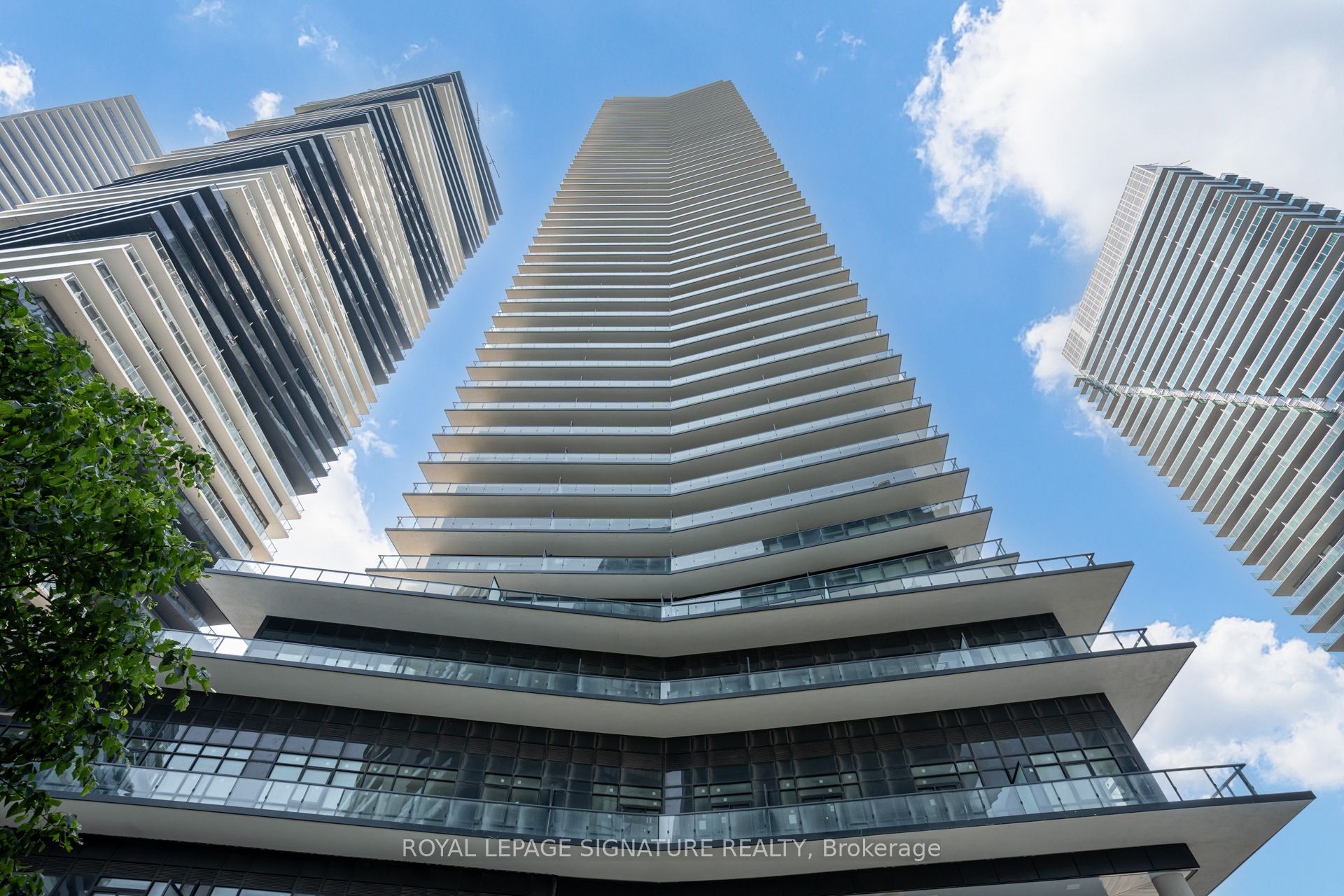 Unit 4210 - 38 Annie Craig Drive, Etobicoke 2