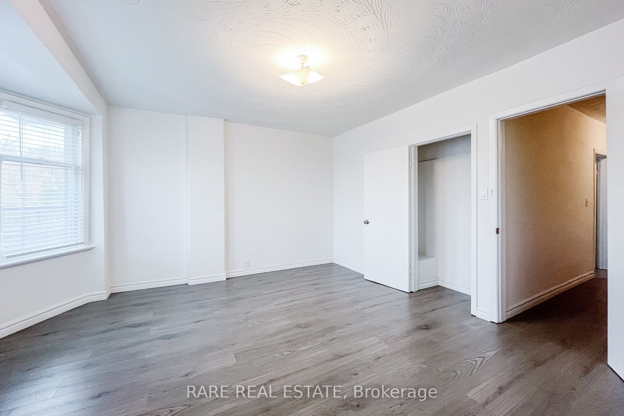 Unit Upper - 32 Garnet Avenue, Toronto 4