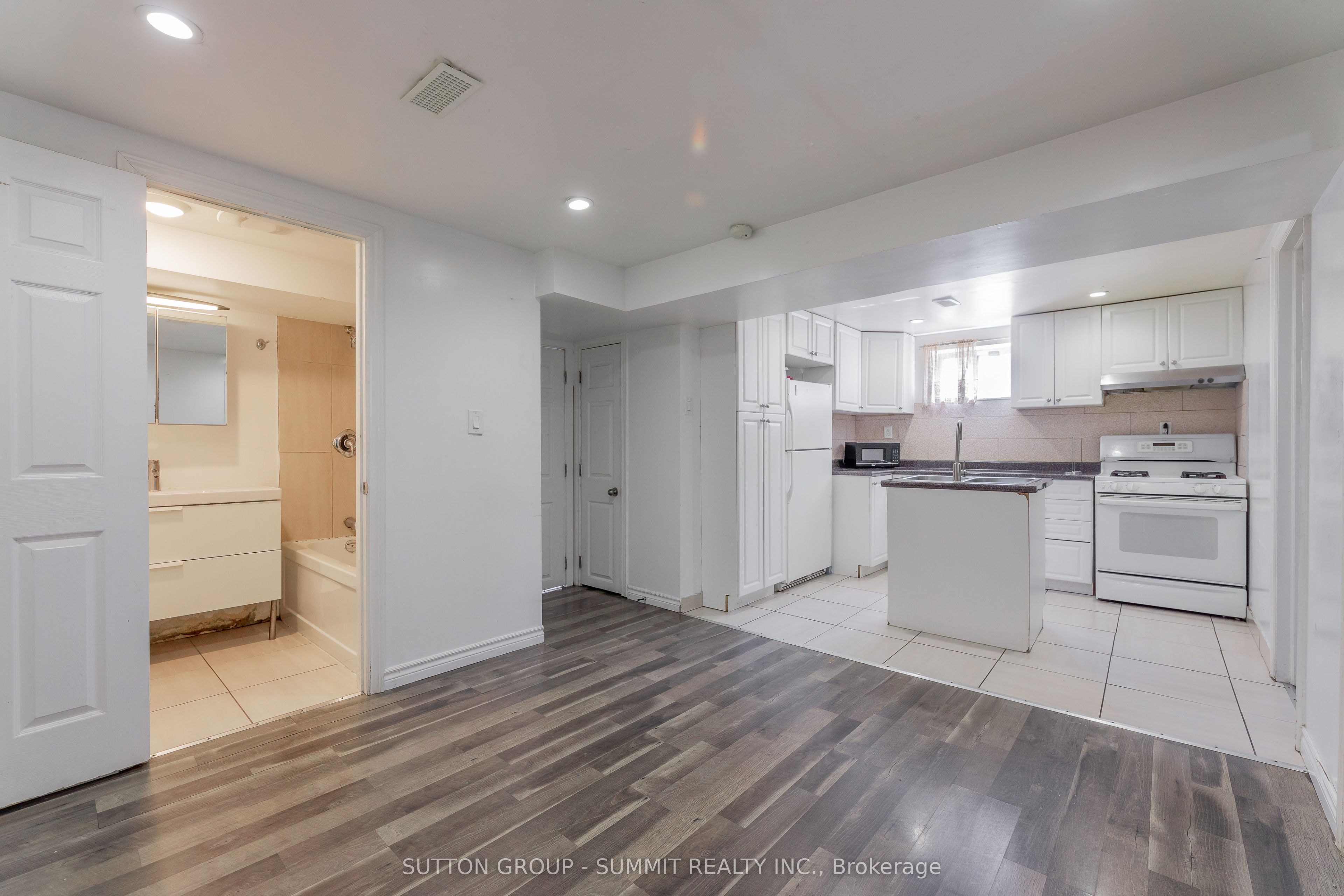 29 Yatescastle, North York 5