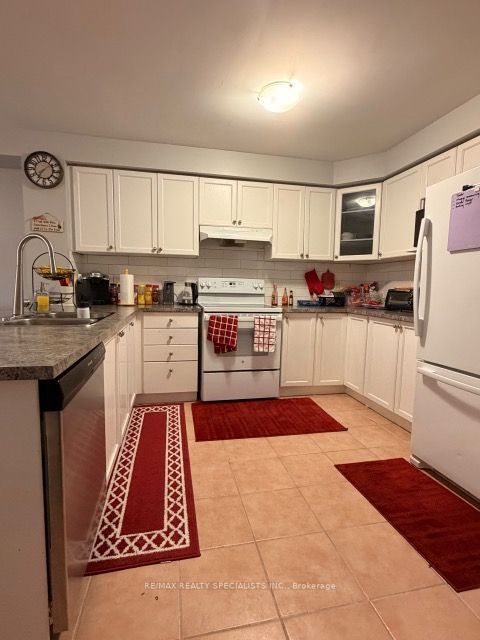59 Cadillac Crescent, Brampton 5