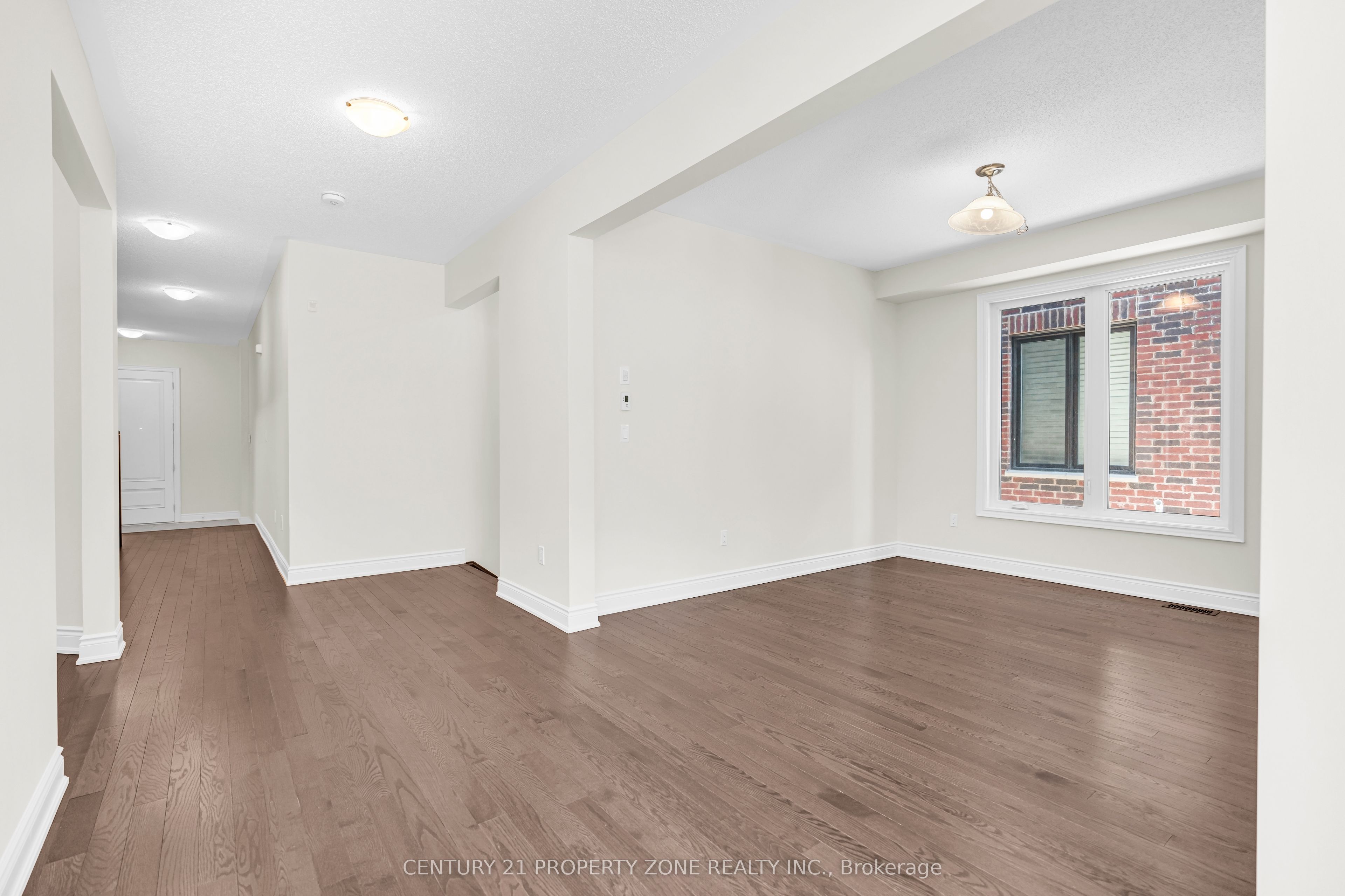 33 Gladmary Drive, Brampton 5