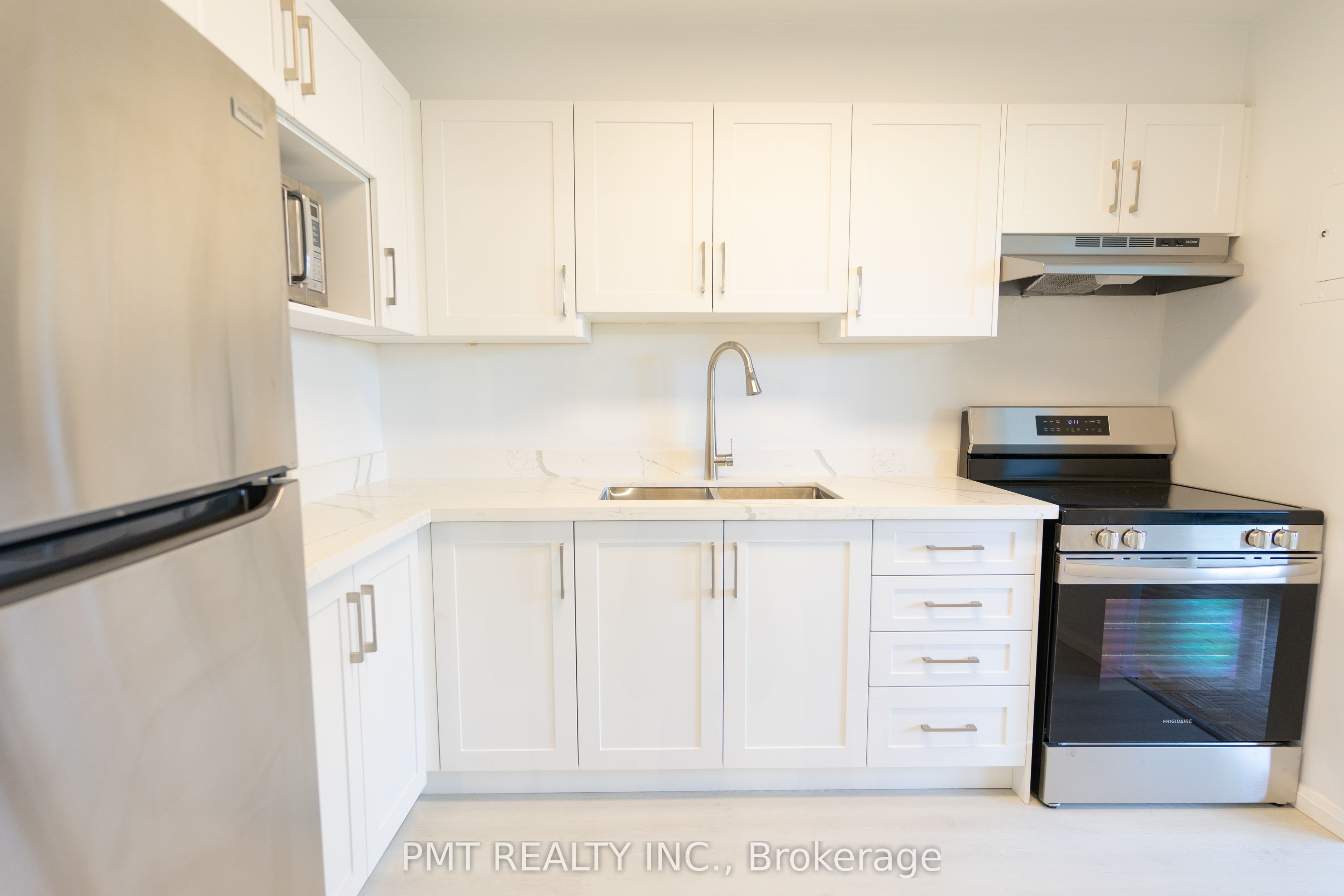 Unit 305 - 1455 Lawrence Avenue W, North York 4