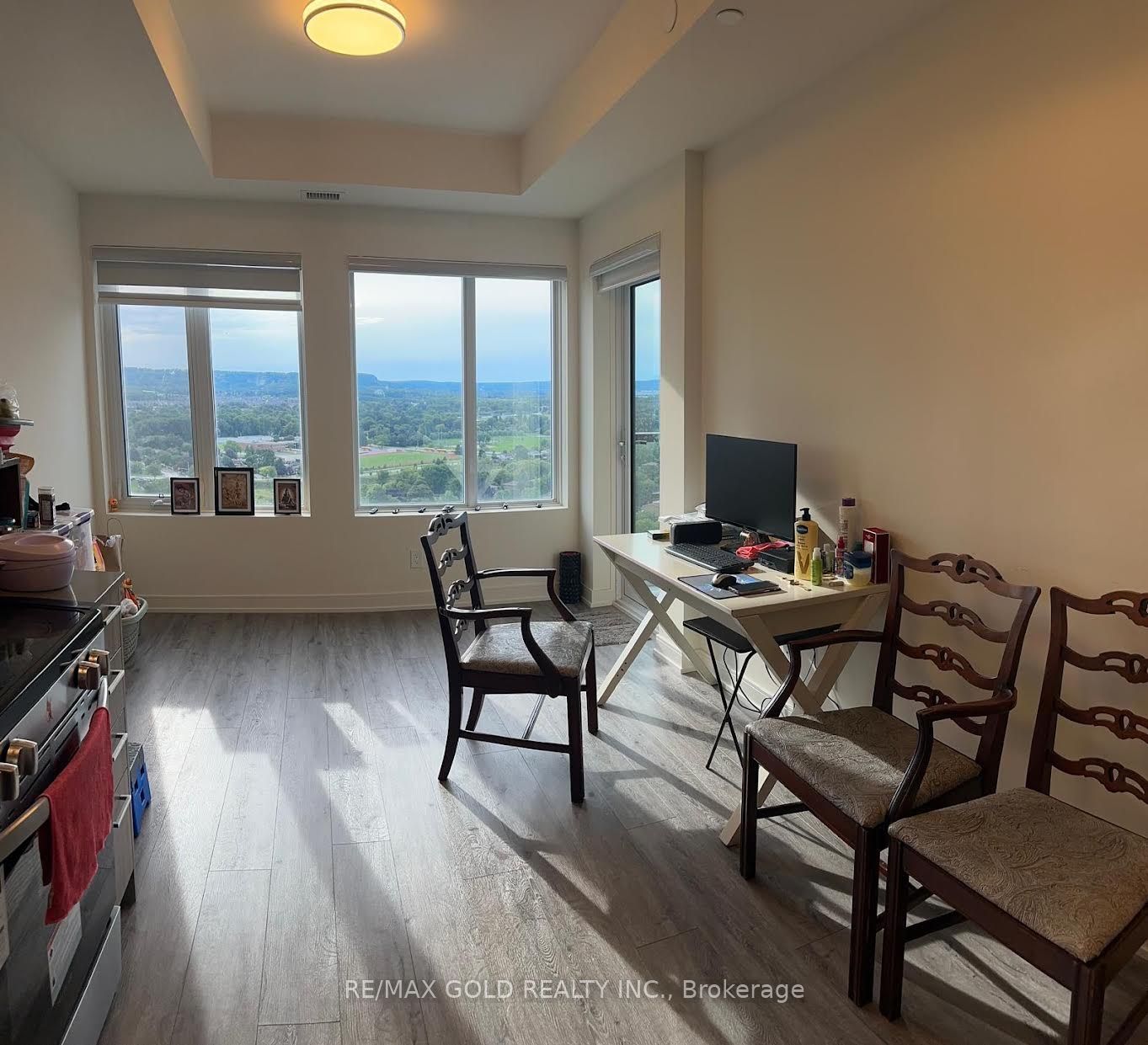 Unit 2010 - 8020 Derry Road, Milton 4