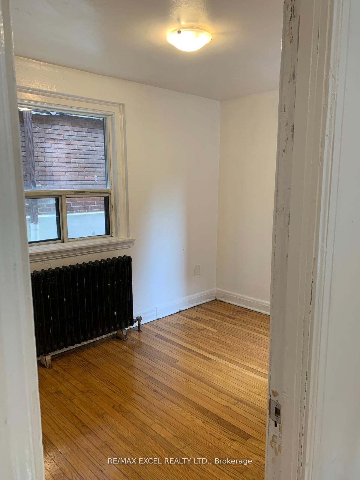 Unit 24 - 1A Elm Grove Avenue, Toronto 3