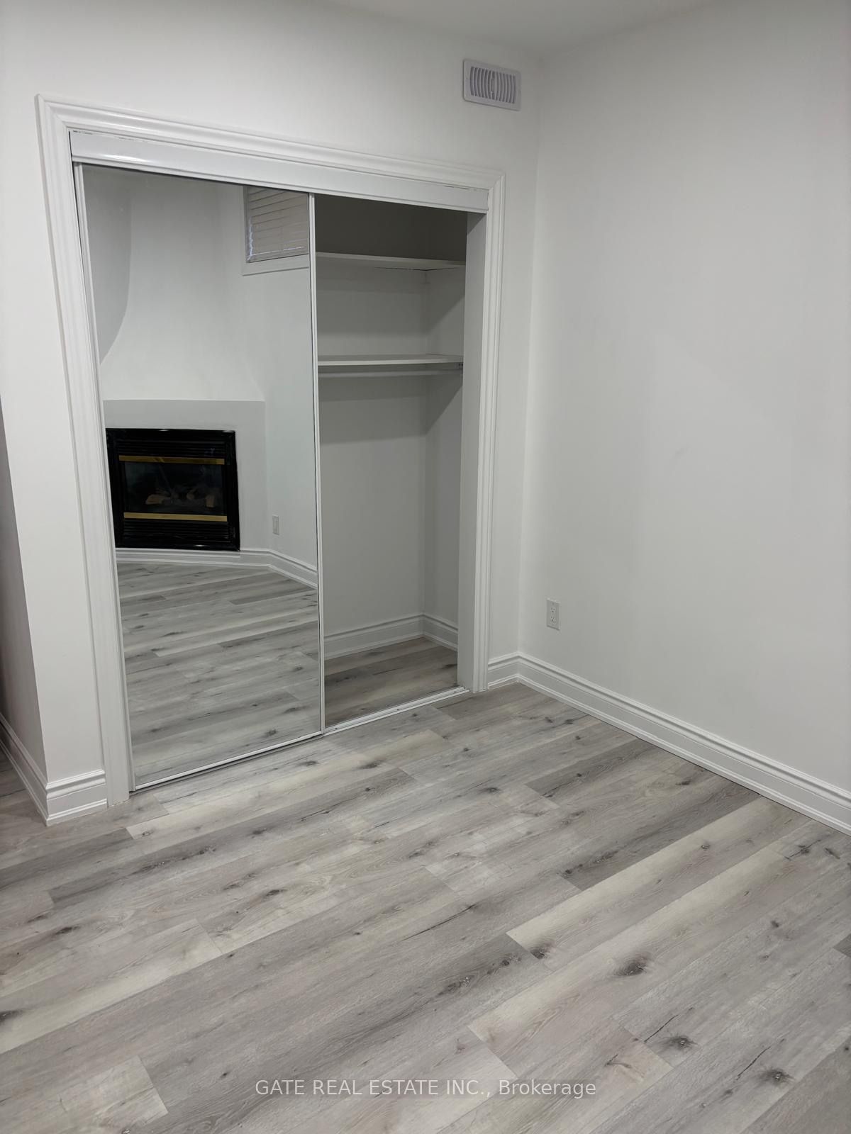 Unit Legal bsmt apt sep.entran - 5321 Durie Road, Mississauga 5