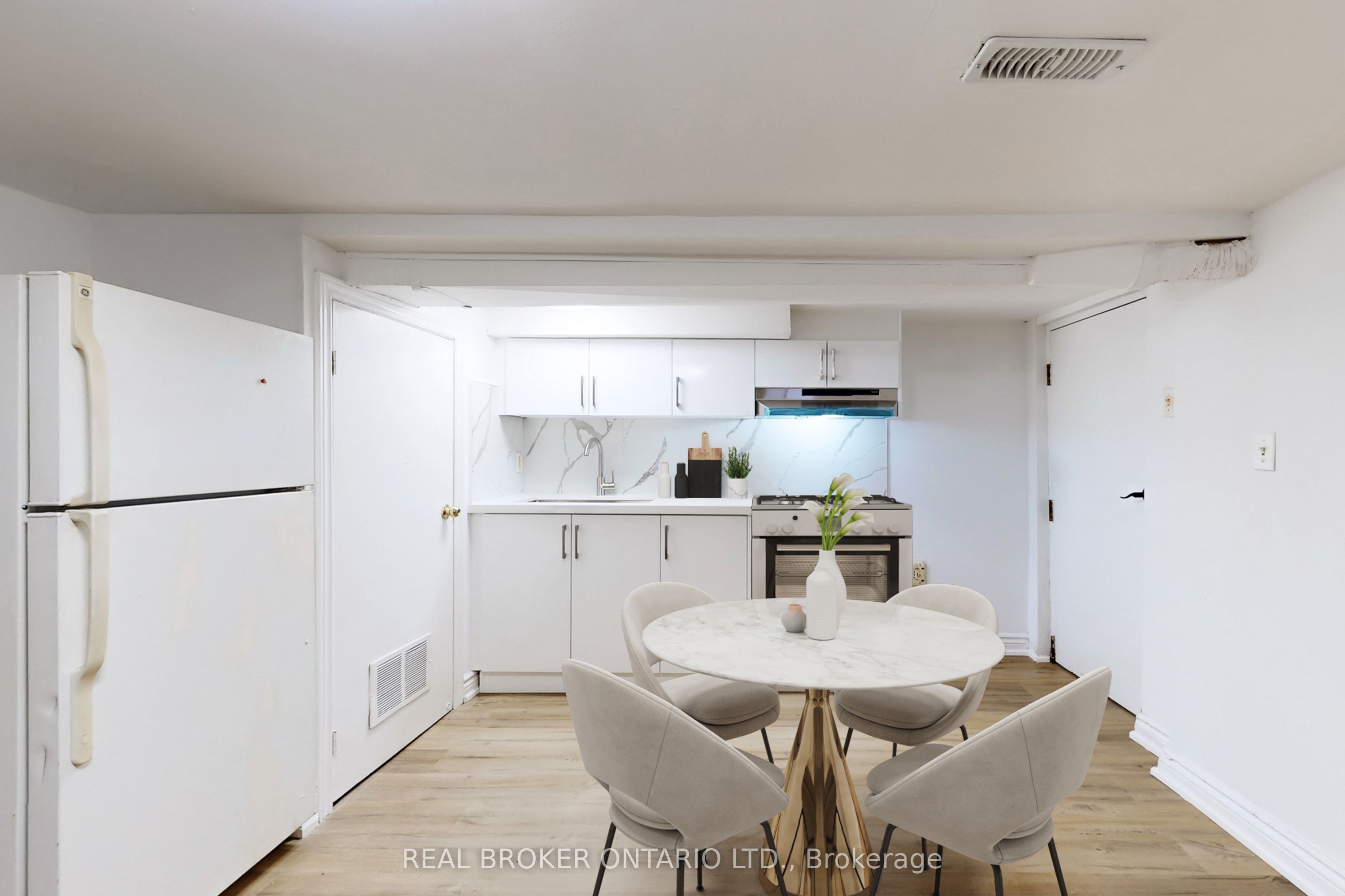 Unit Bsmt - 102 Bowie Avenue, Toronto 3