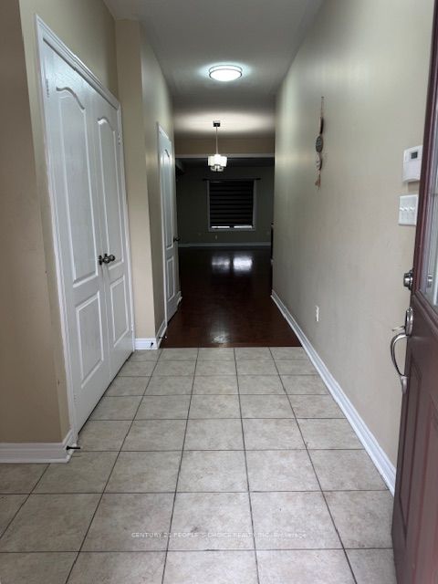 72 Goodsway Trail, Brampton 3