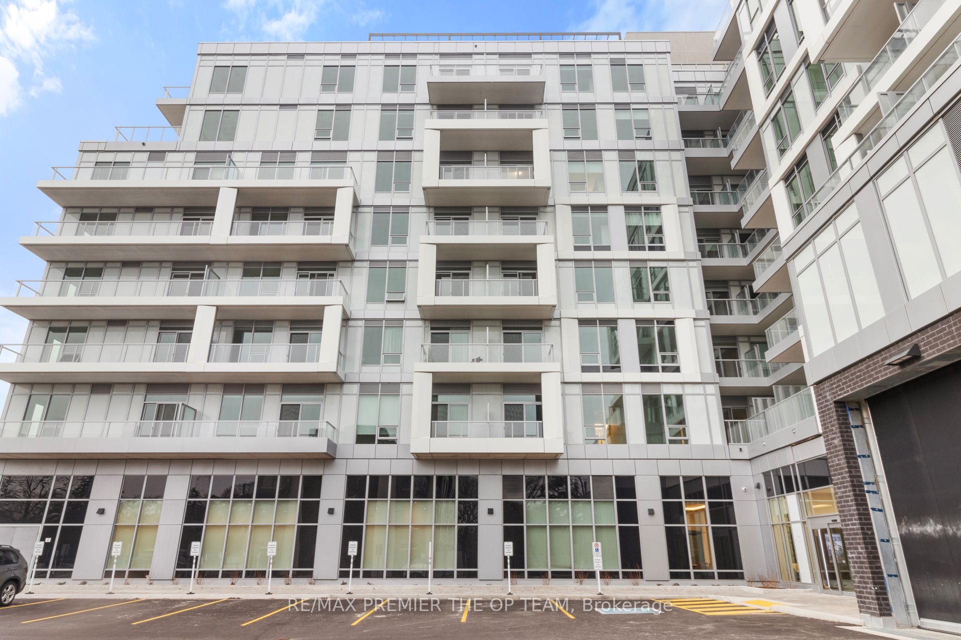 Unit 204 - 500 Plains Road E, Burlington 5