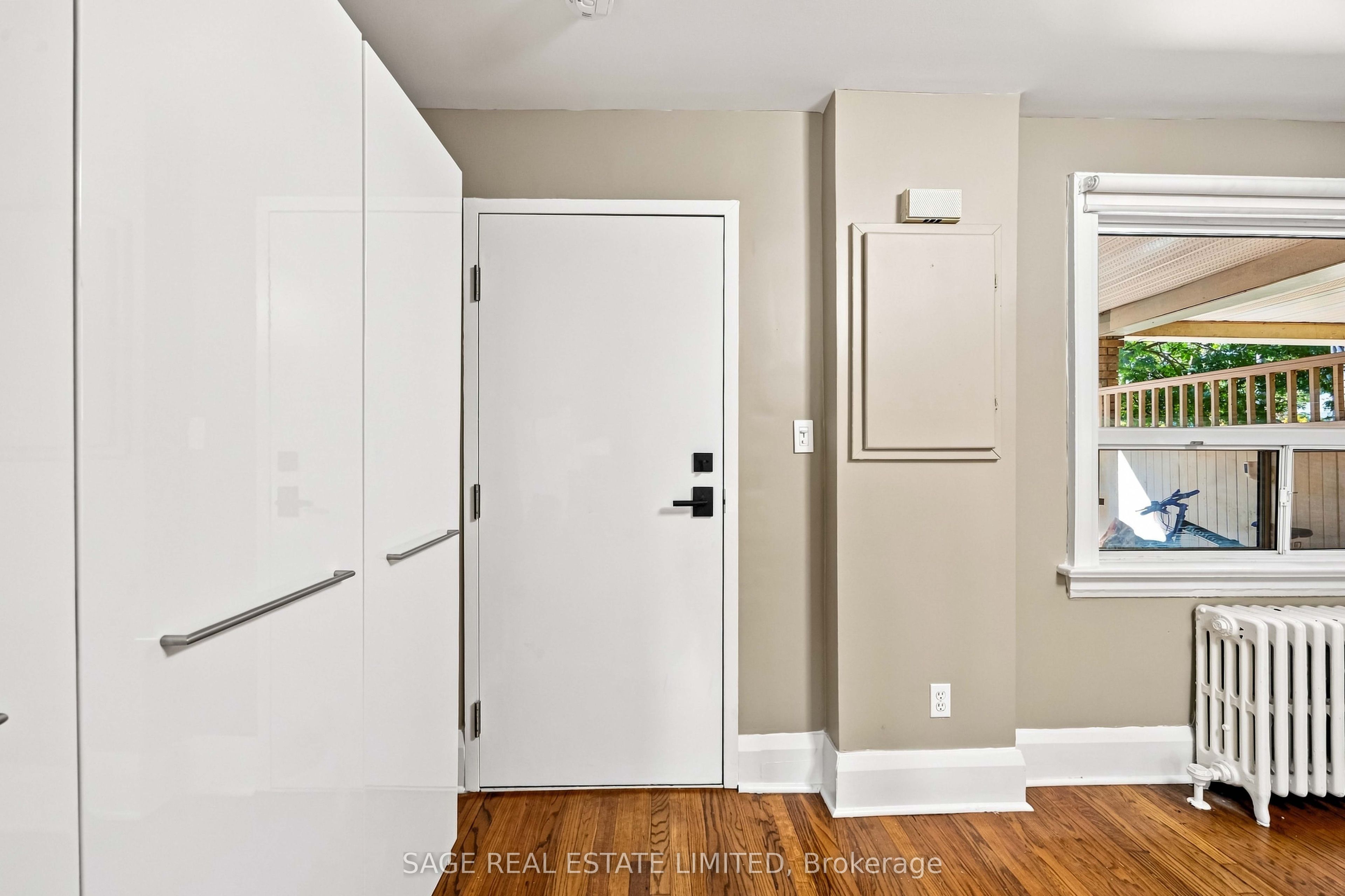 Unit Main Floor - 251 High Park Avenue, Toronto 5