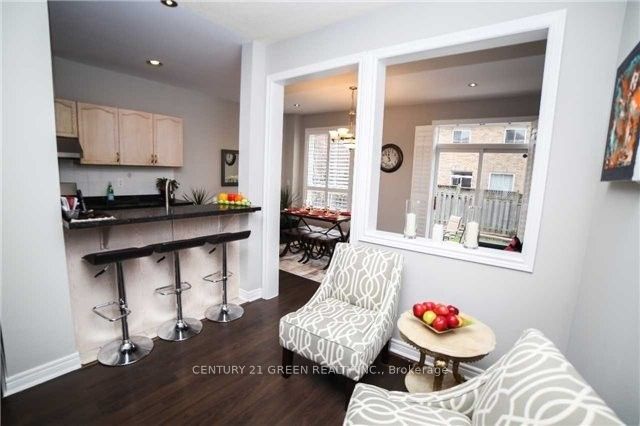 3355 Fountain Park Avenue, Mississauga 4