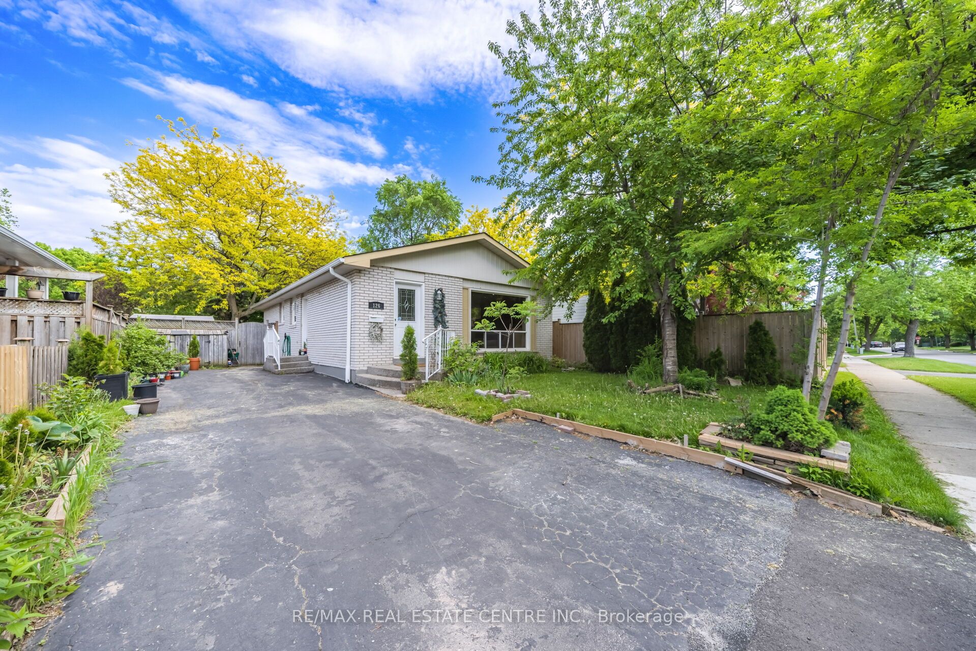 Unit Main - 126 Culham Street, Oakville 3