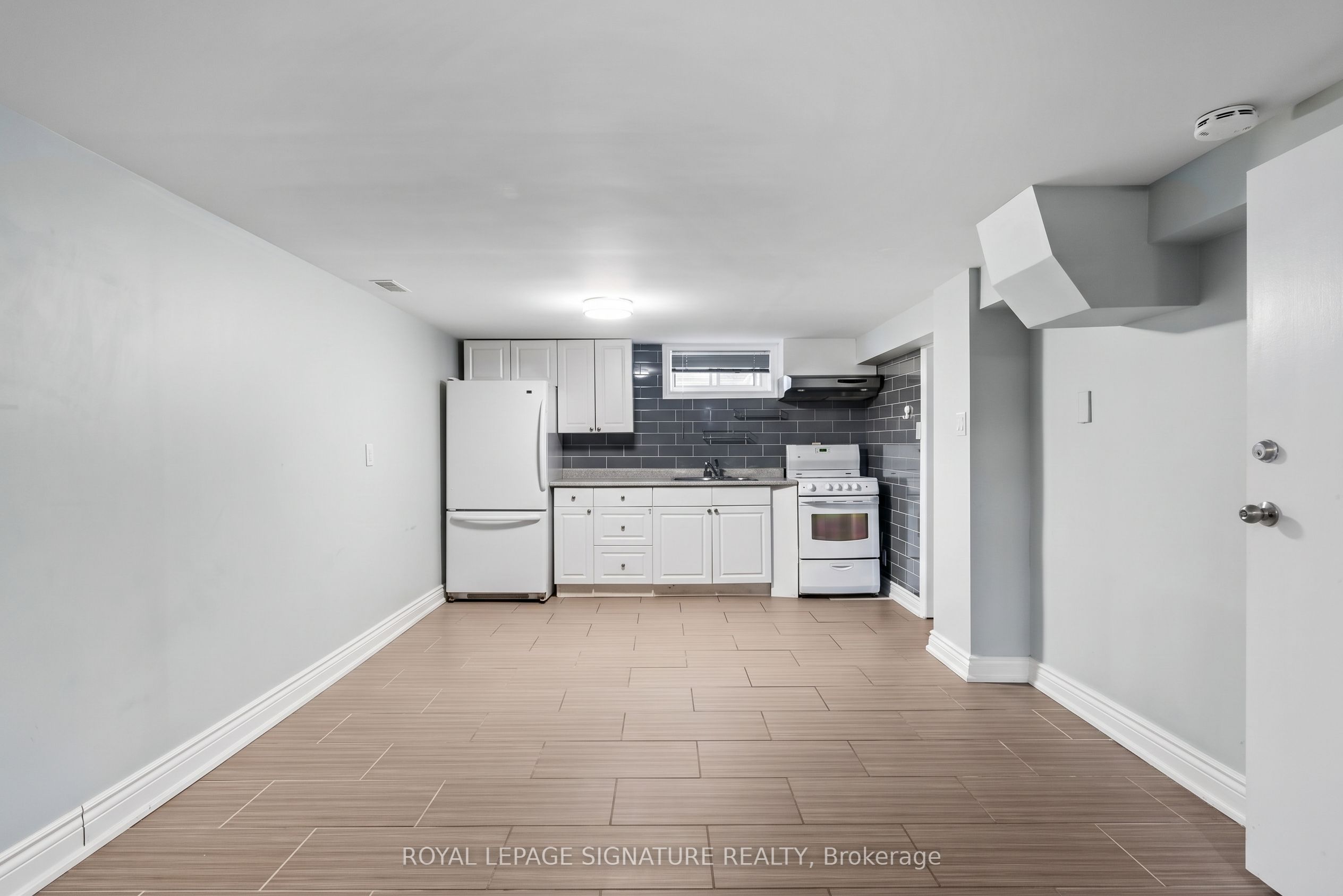 Unit Lower - 112 Foch Avenue, Etobicoke 2