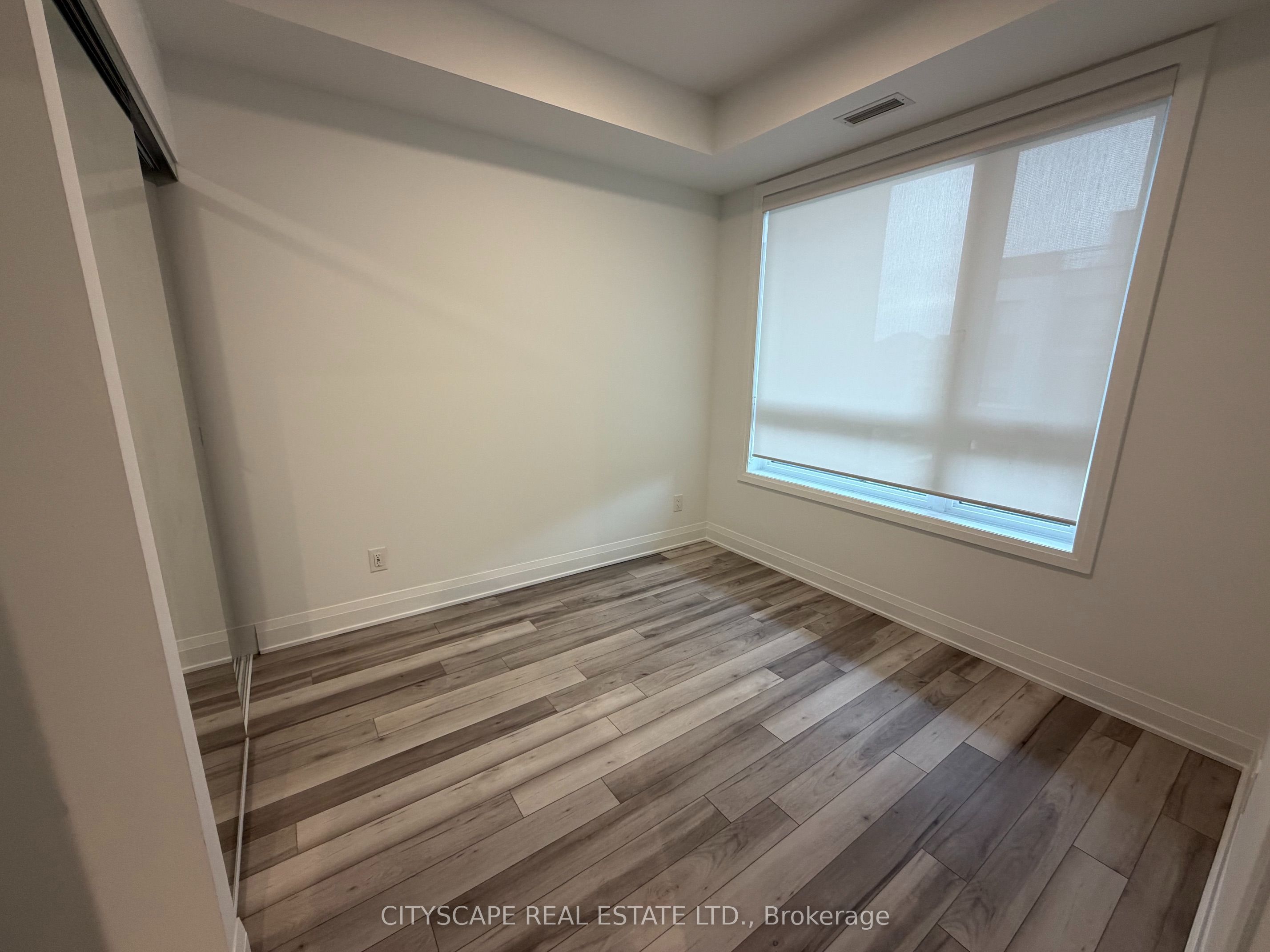 Unit 213 - 3250 Carding Mill Trail, Oakville 2