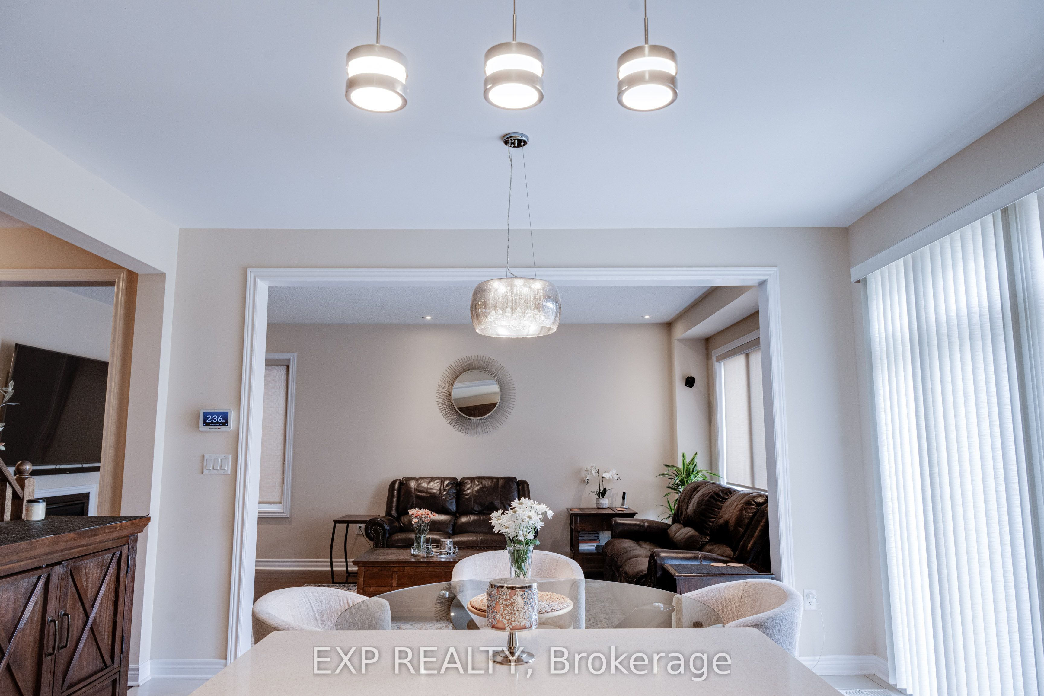 50 Kempsford Crescent, Brampton 5
