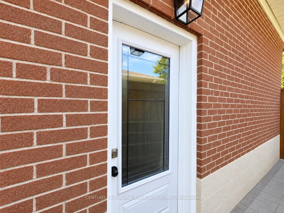 Unit Lower Level - 28 Eringate Drive, Etobicoke 3