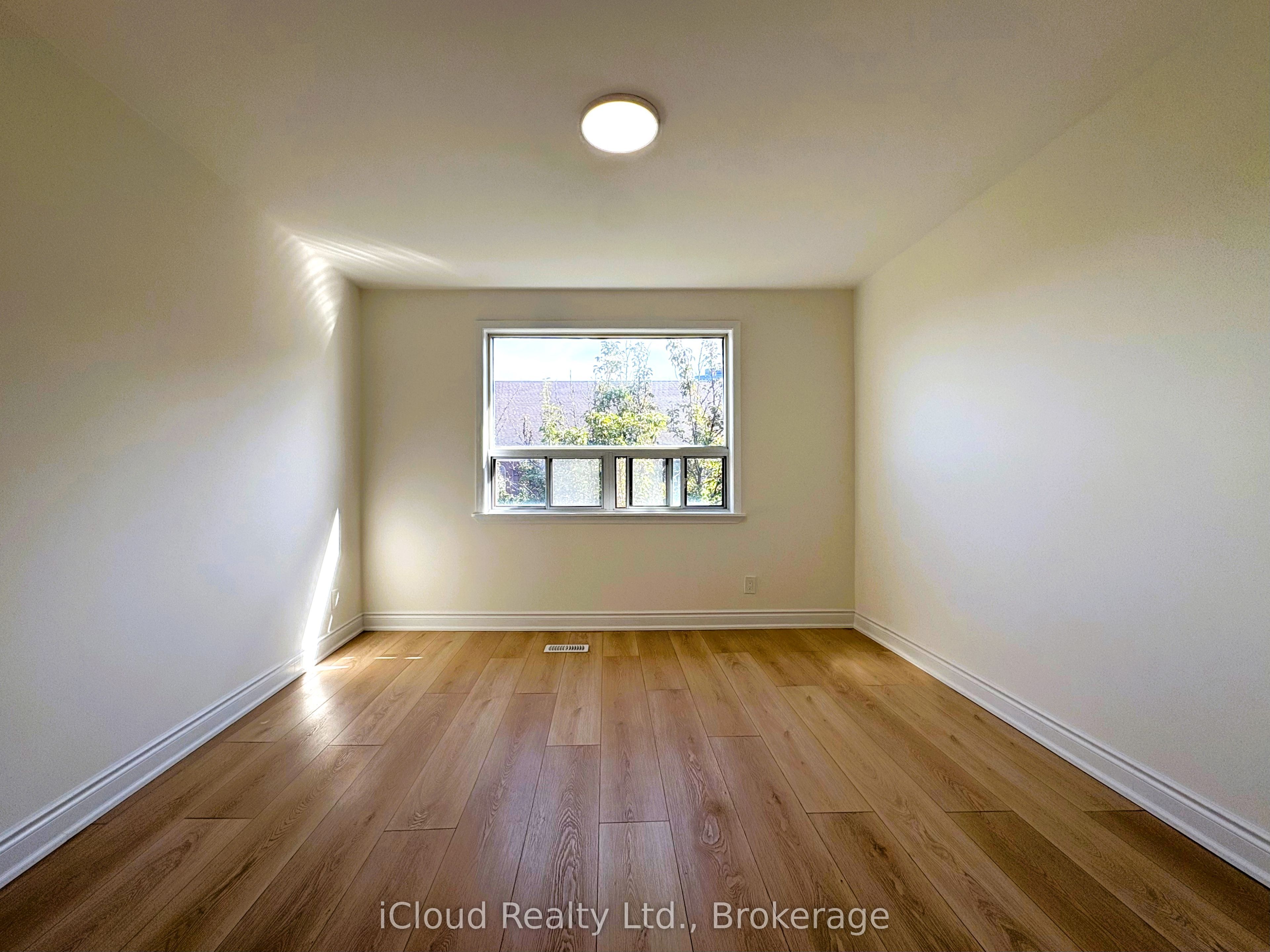 Unit MAIN FLOOR - 1373 Davenport Road, Toronto 5