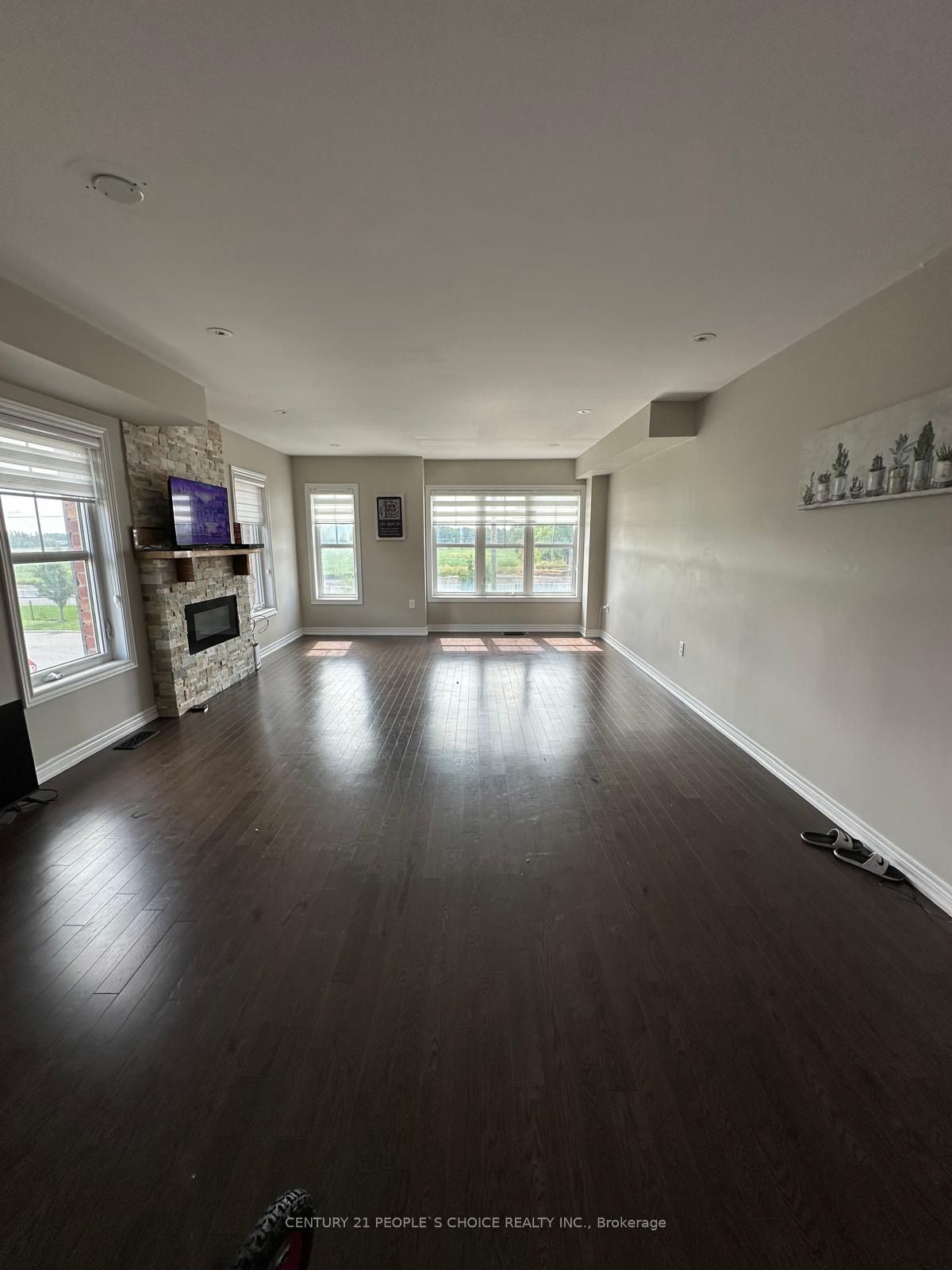 Unit Upper - 70 Hogan Manor Drive, Brampton 5