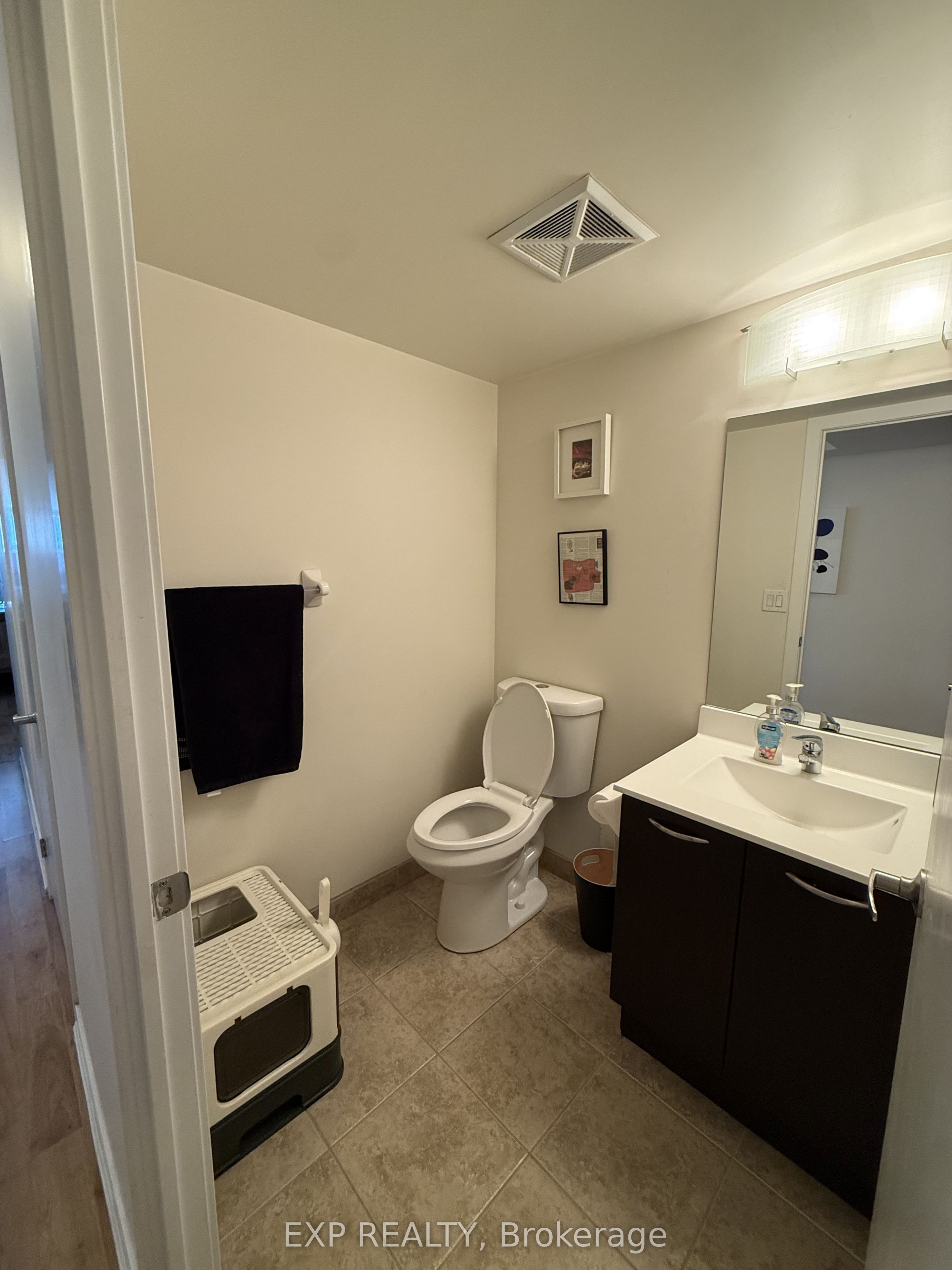 Unit 1502 - 38 Joe Shuster Way, Toronto 5