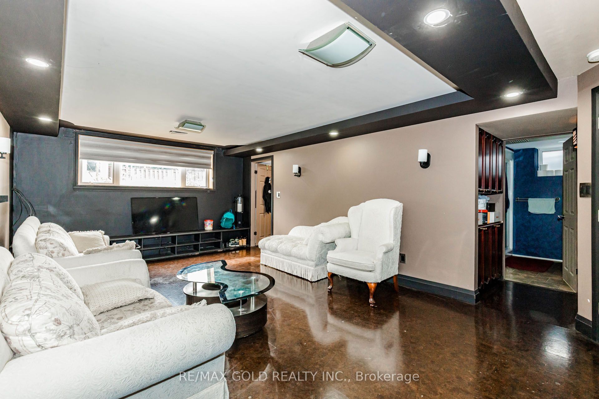 30 Grassmere Crescent, Brampton 3