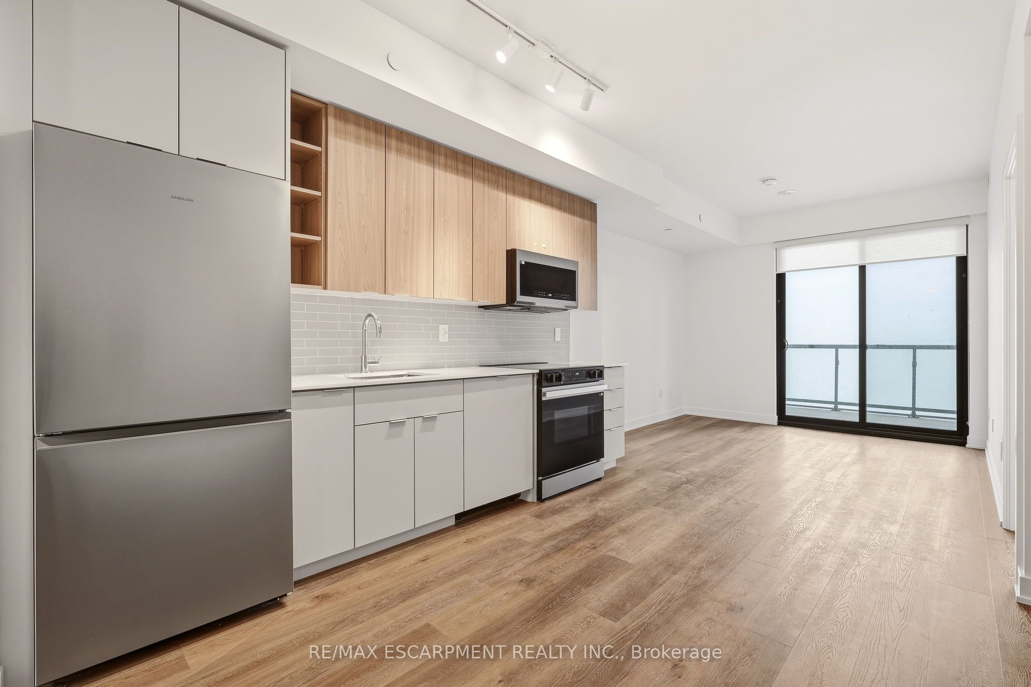 Unit 1106 - 2075 Lakeshore Road, Burlington 2