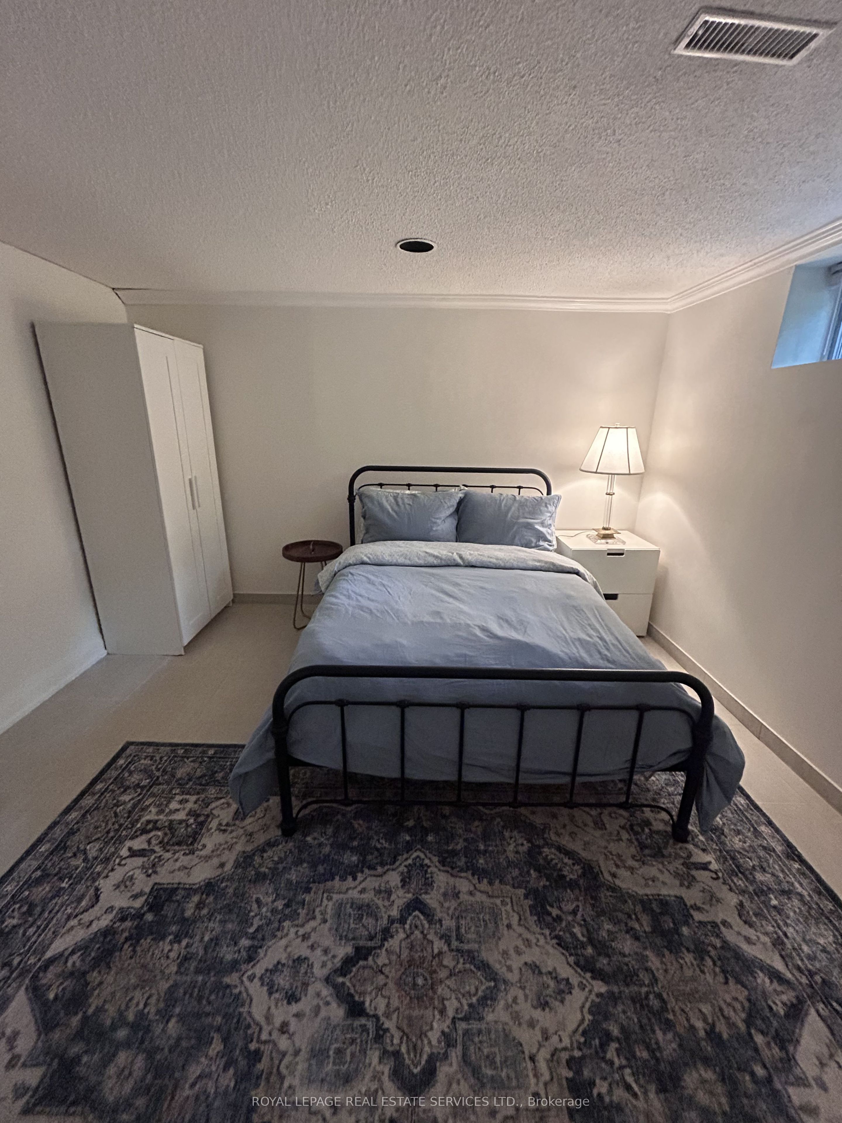 Unit Lower - 17 Longfield Road, Etobicoke 5