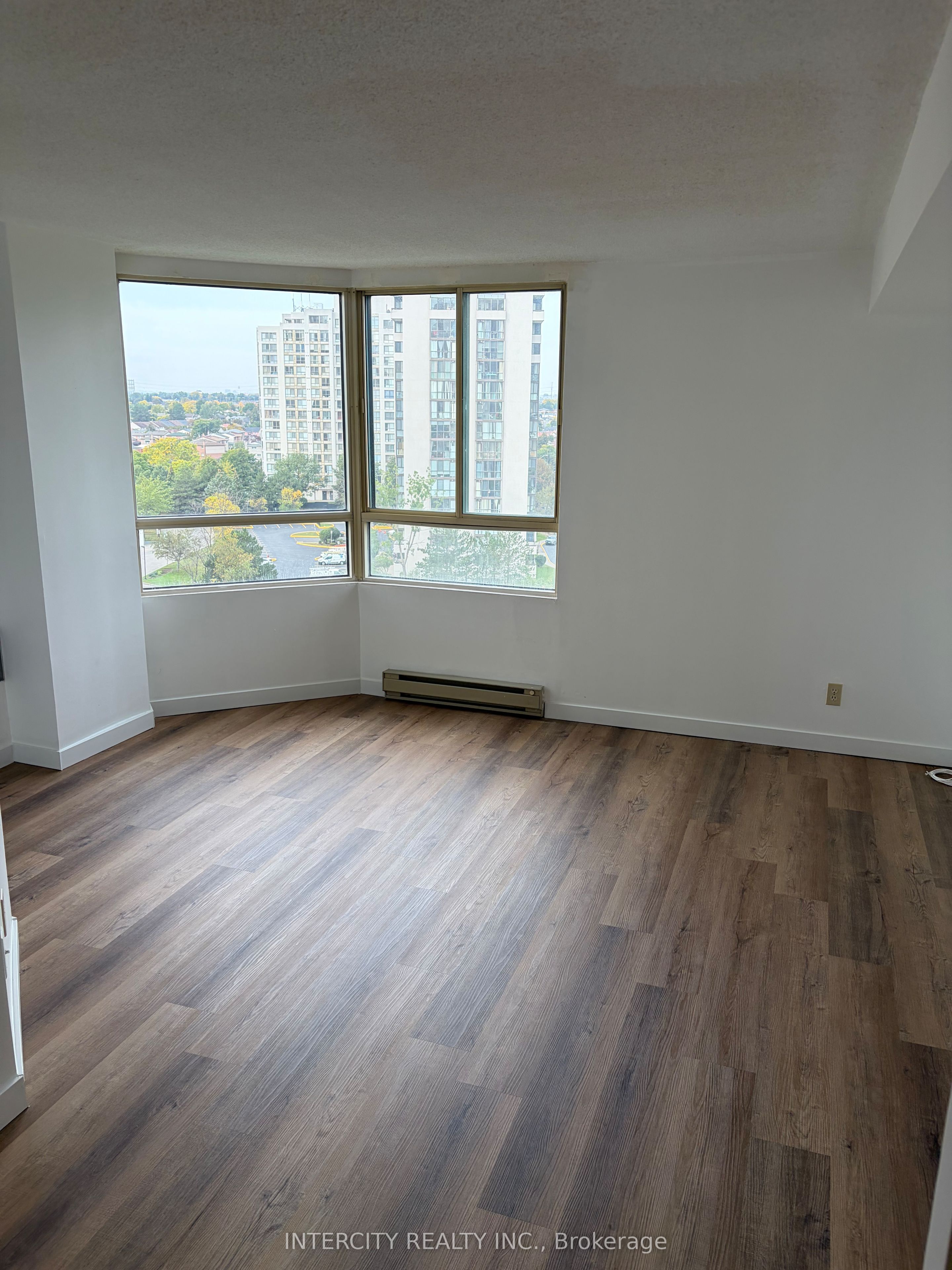 Unit 1110 - 61 Markbrook Lane, Etobicoke 5