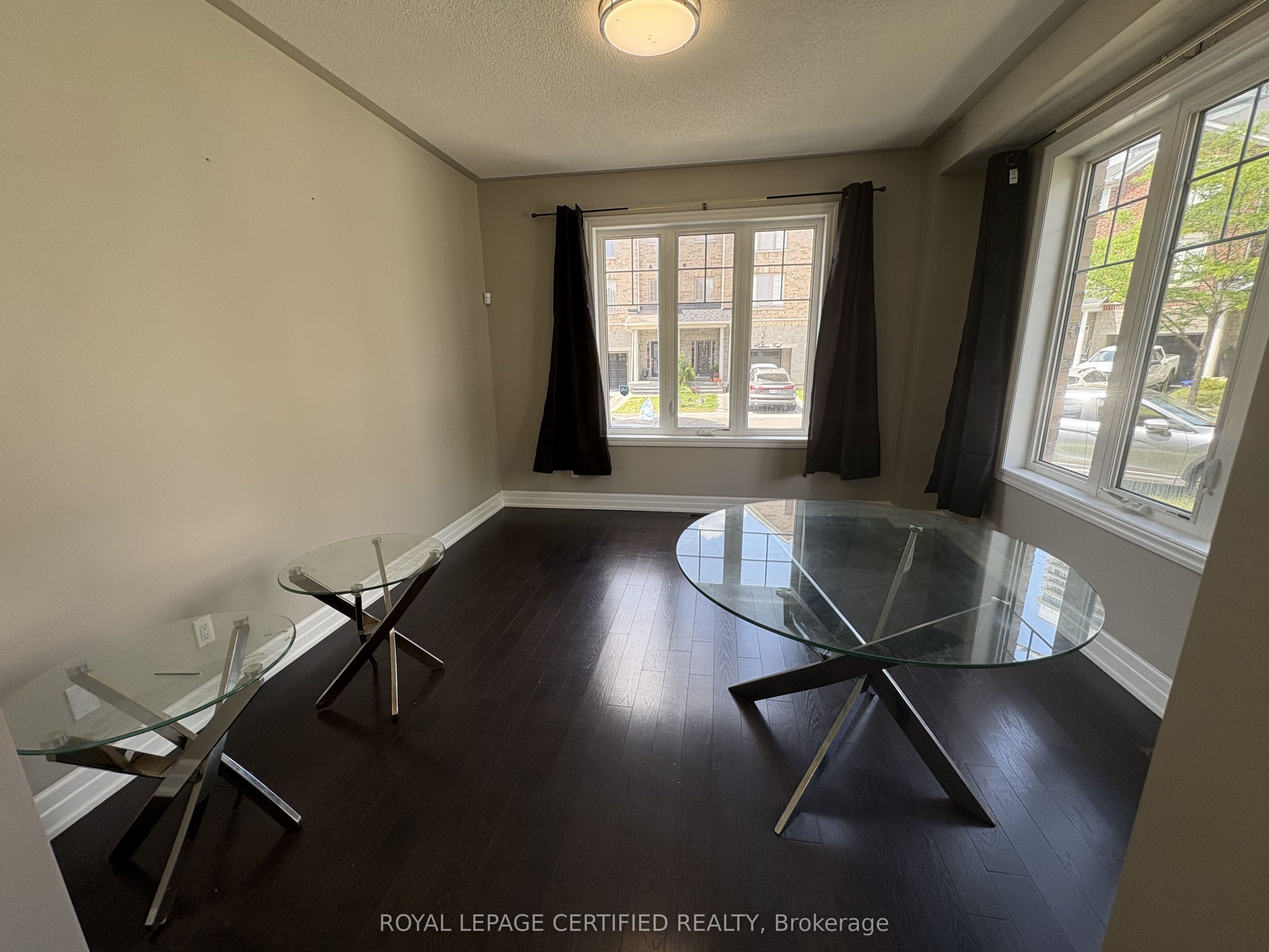Unit Upper - 271 Andrews Trail, Milton 4