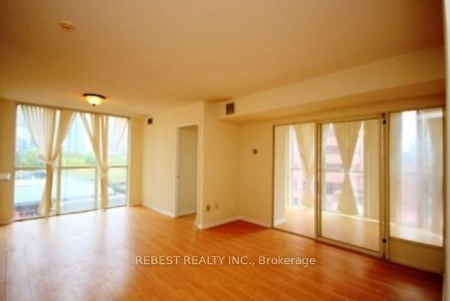 Unit 504 - 265 Enfield Place, Mississauga 2