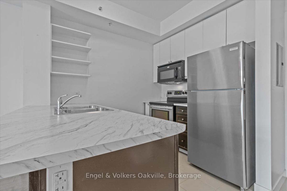 Unit 135 - 5010 Corporate Drive, Burlington 5