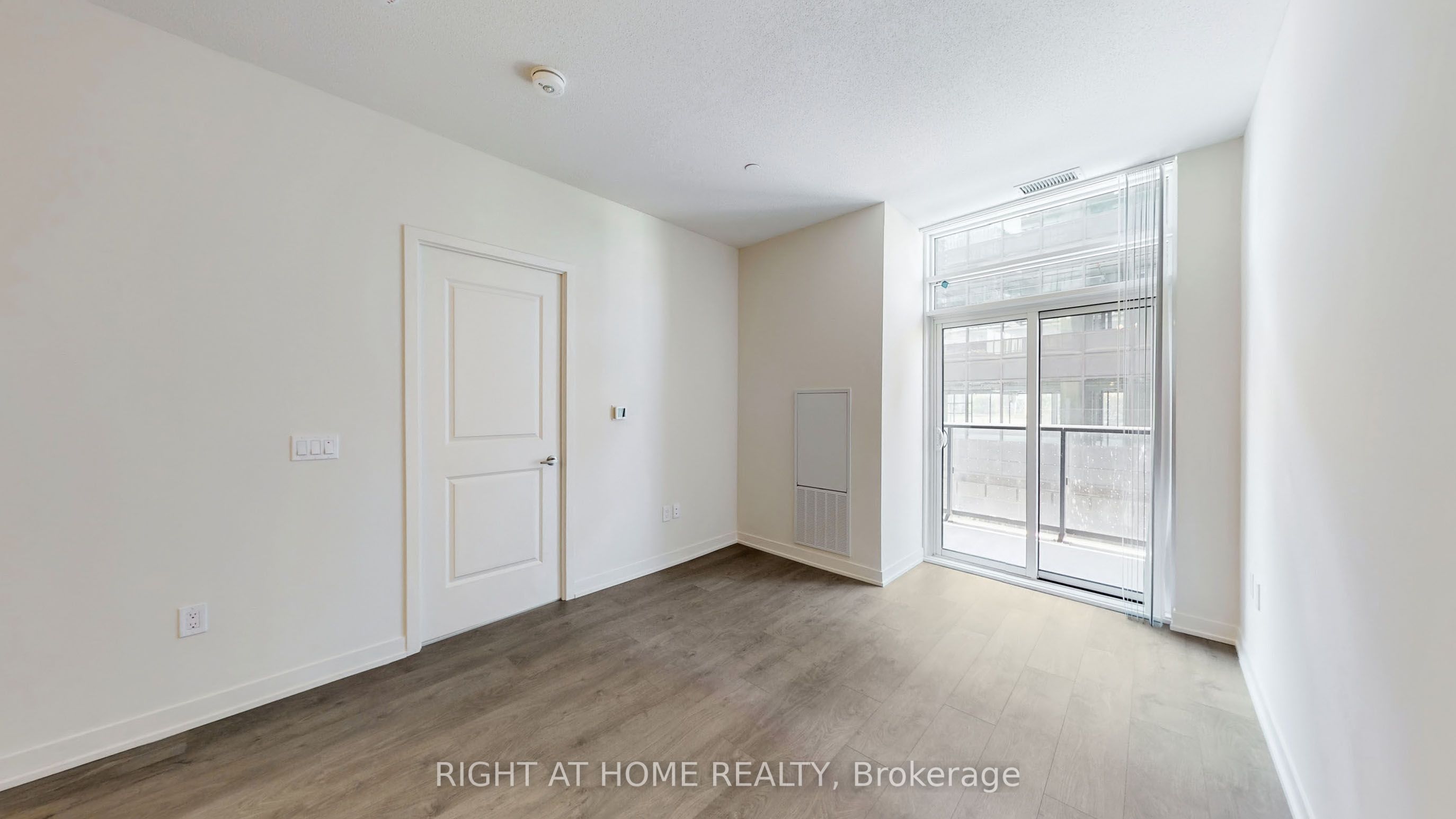 Unit 408 - 38 Annie Craig Drive, Etobicoke 4