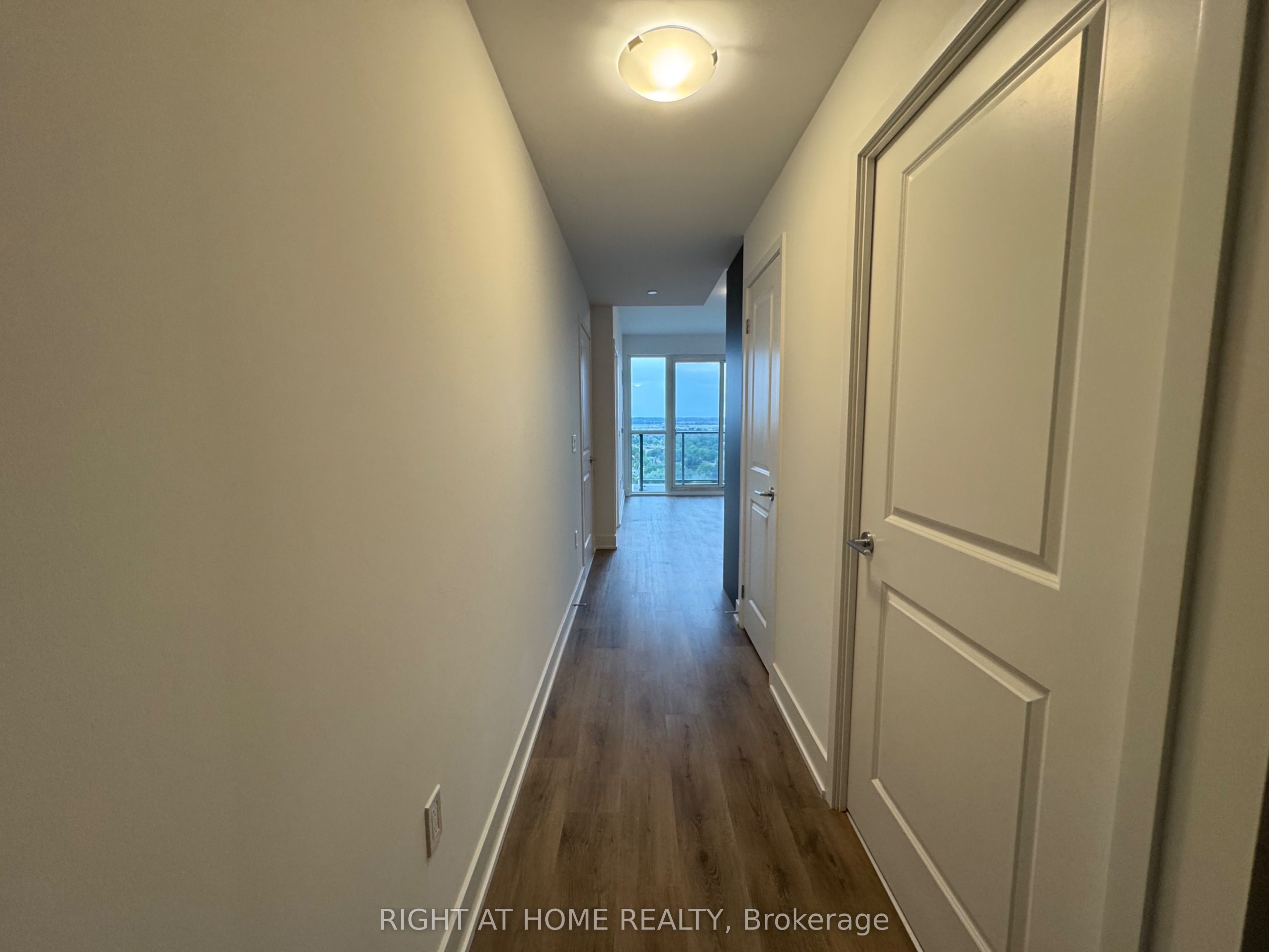 Unit 1711A - 115 Nipissing Road N, Milton 4