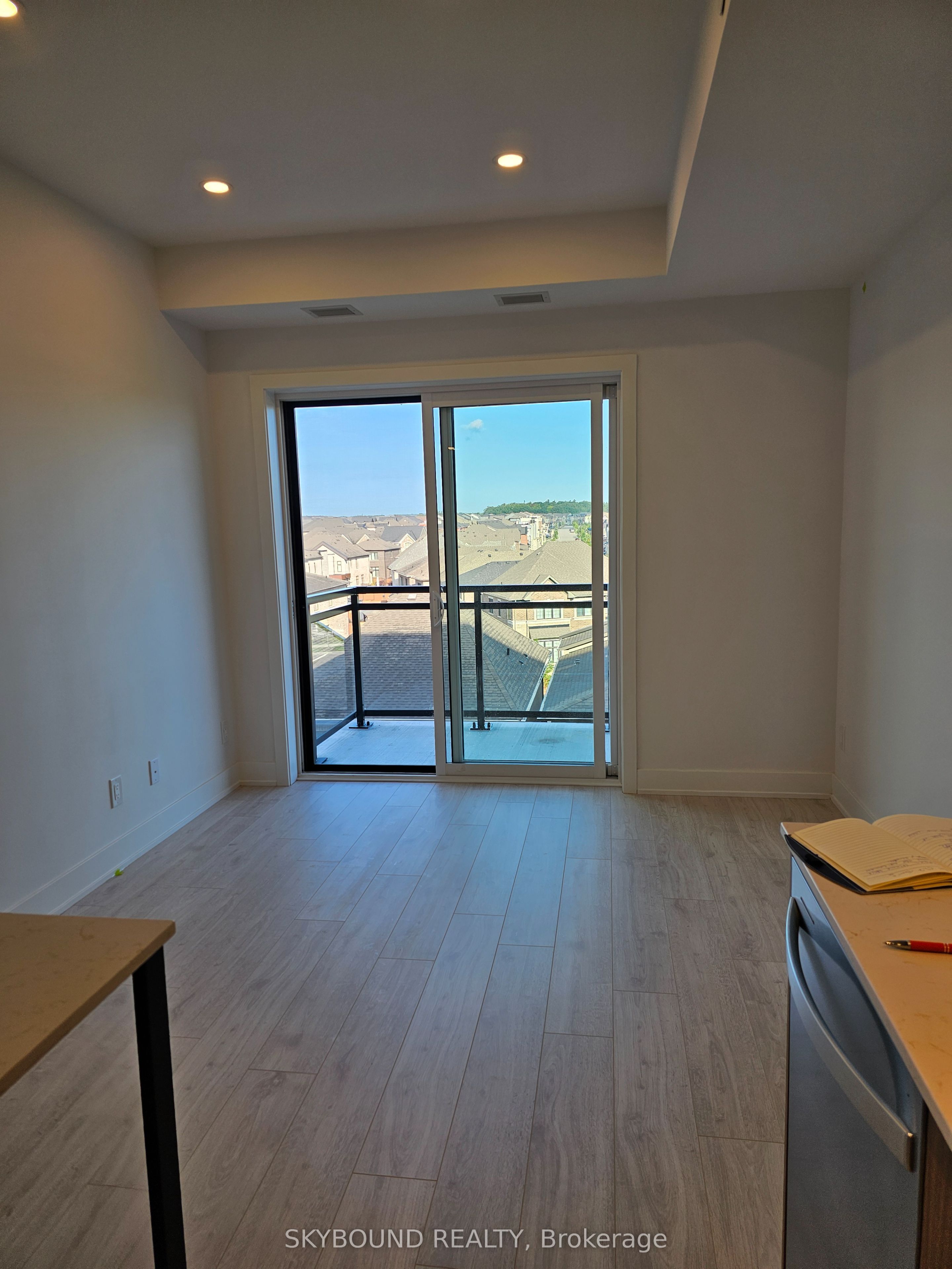 Unit 522 - 3008 William Cutmore Boulevard, Oakville 3