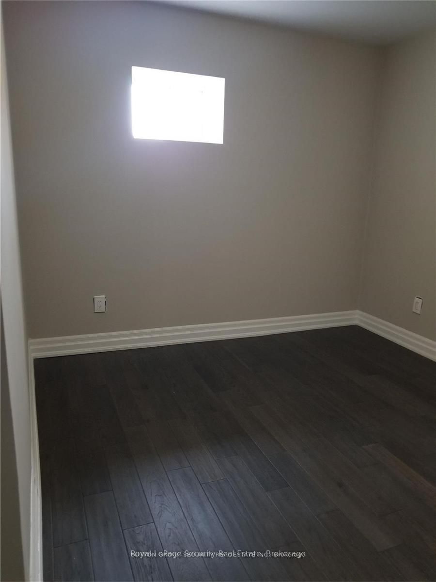 Unit Basement - 48 Station Road, Etobicoke 4