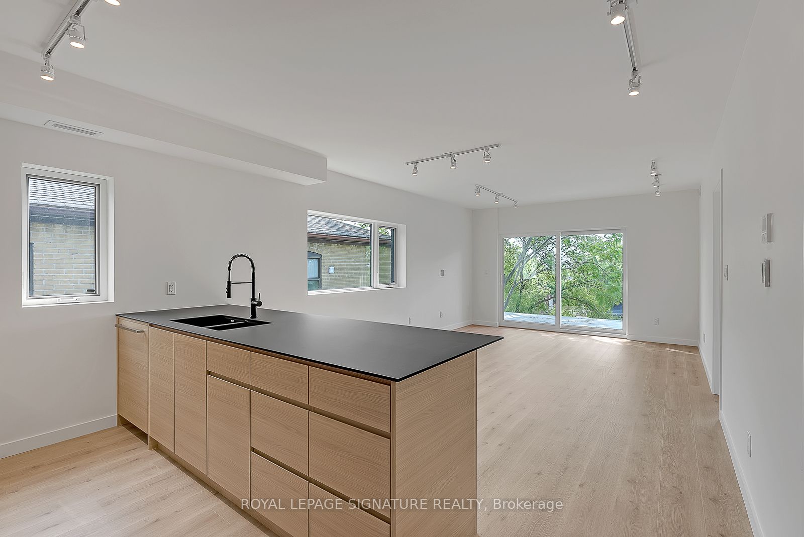 Unit 4 - 1254 Davenport Road, Toronto 4