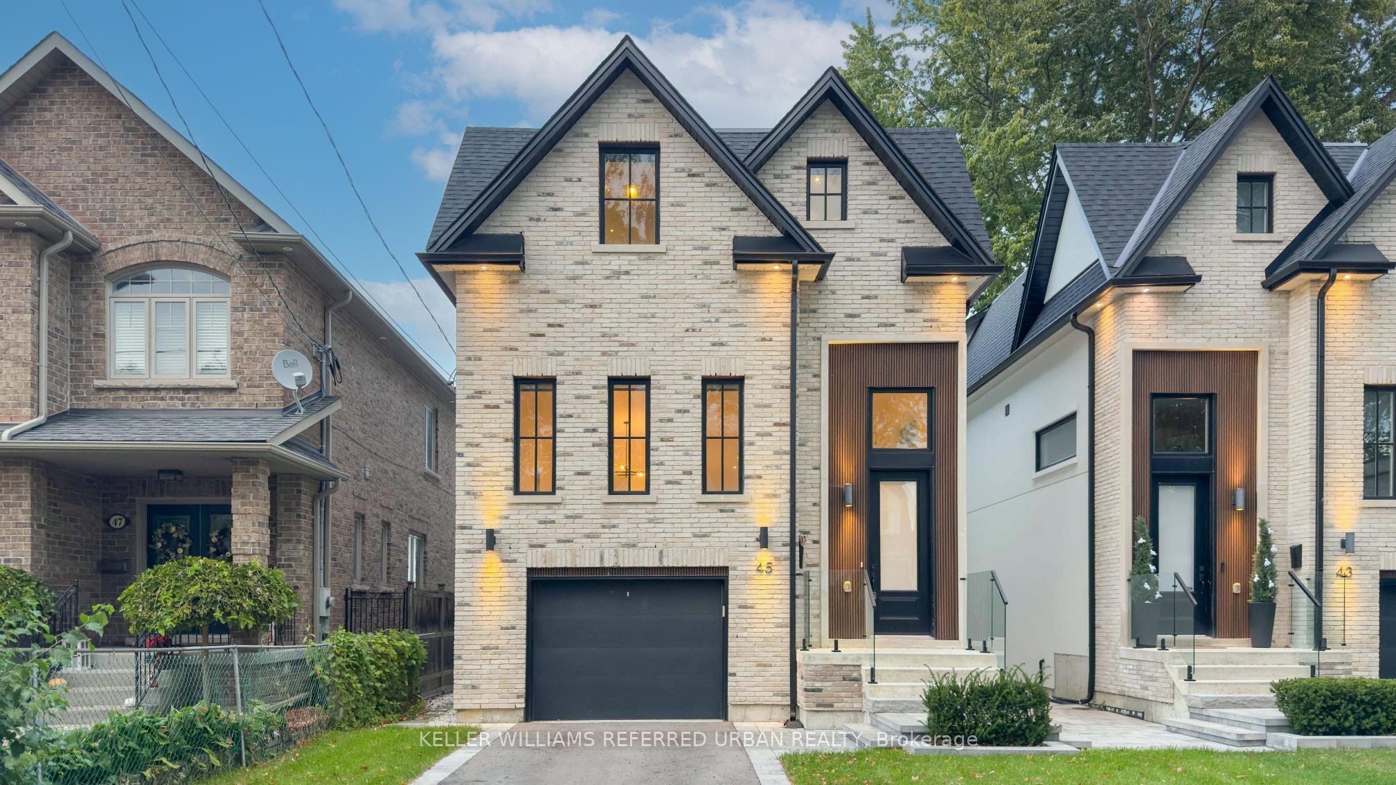 45 Benson Avenue, Mississauga 2