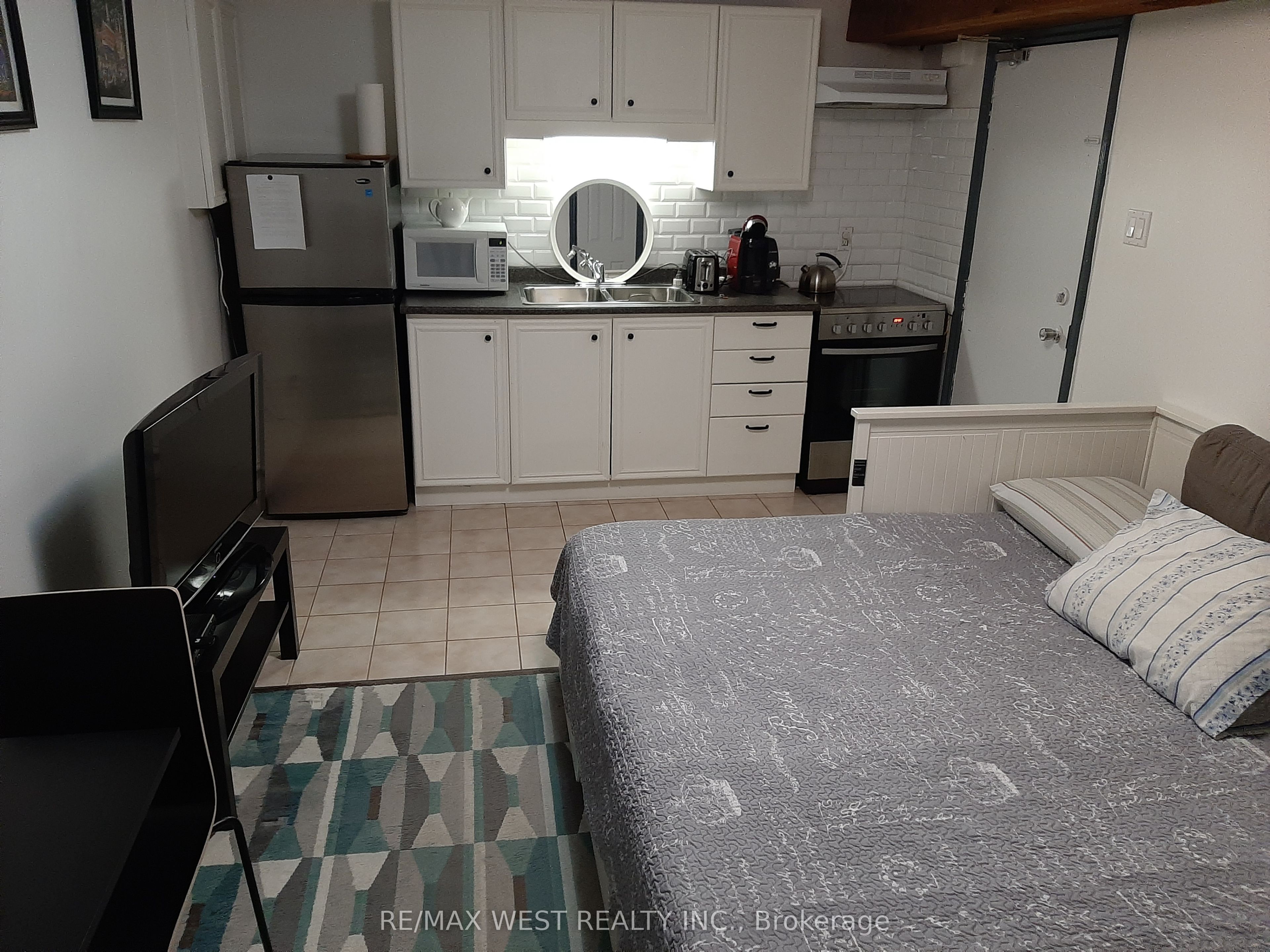 Unit B1 - 34 Penhurst Avenue, Etobicoke 2