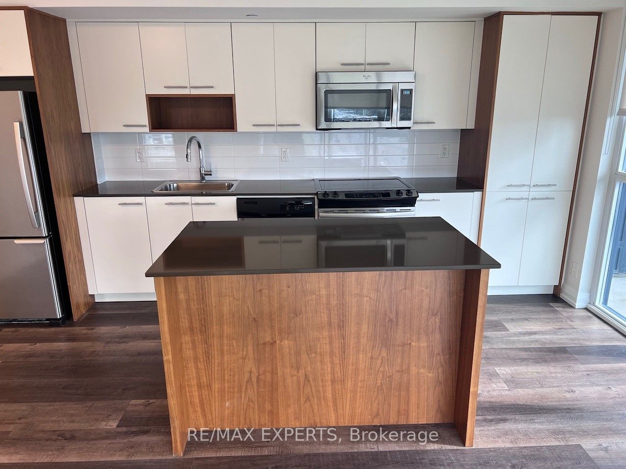 Unit 1110 - 5 Valhalla Inn Road, Etobicoke 5