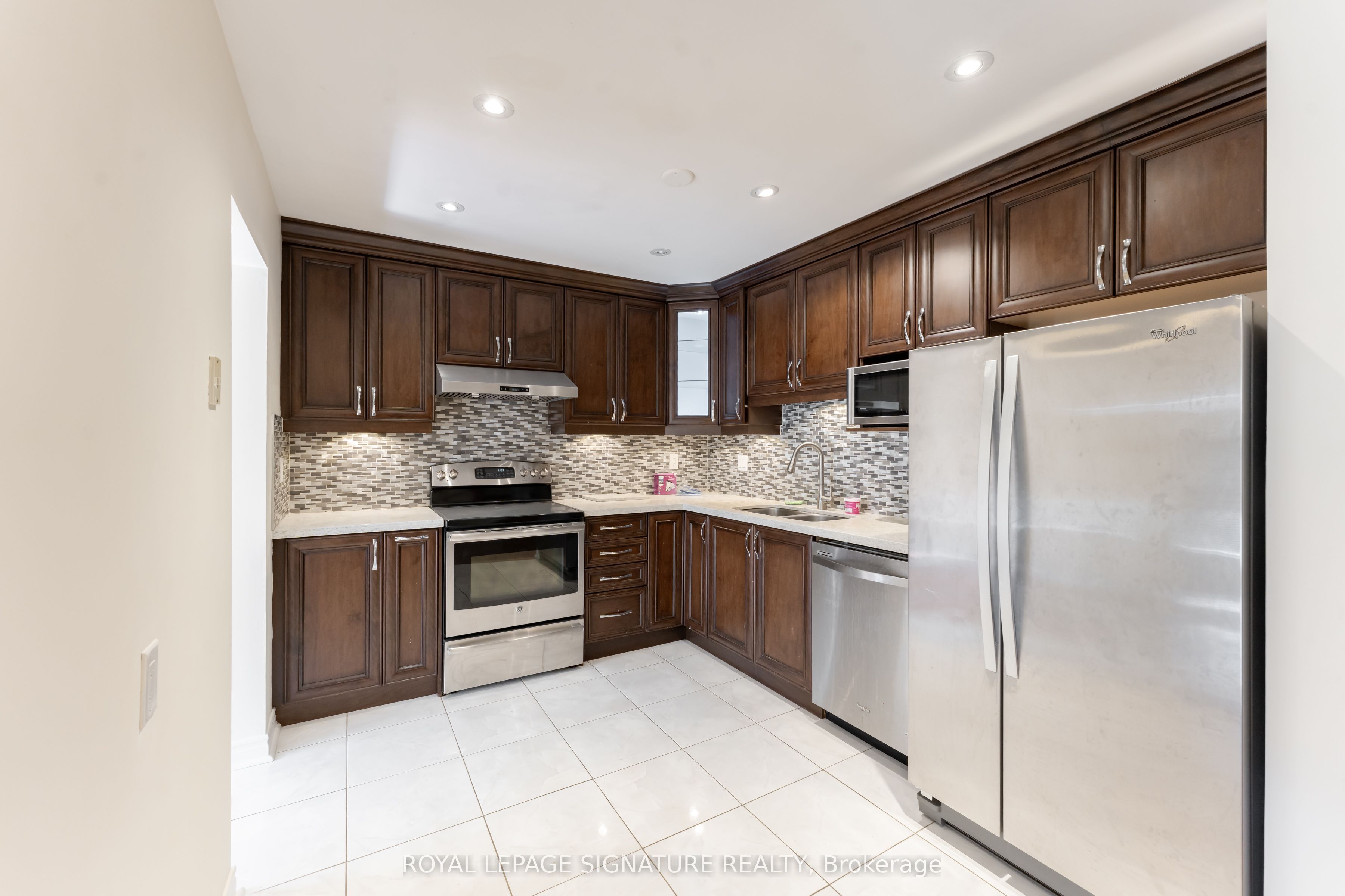 Unit 40 - 2825 Gananoque Drive, Mississauga 3