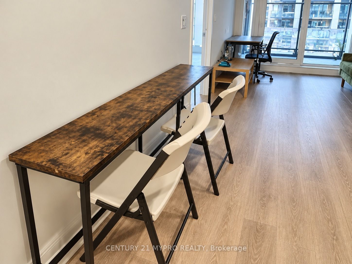 Unit 218 - 1037 The Queensway, Etobicoke 2