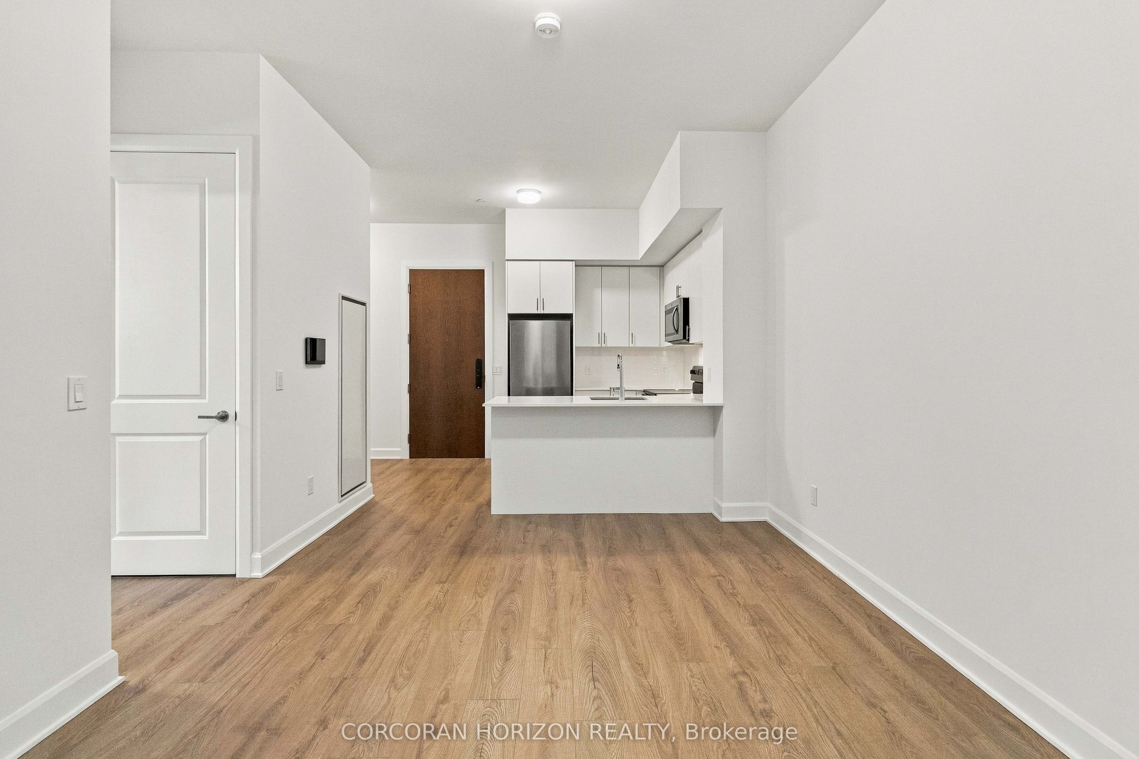 Unit 110 - 3240 William Coltson Avenue, Oakville 4