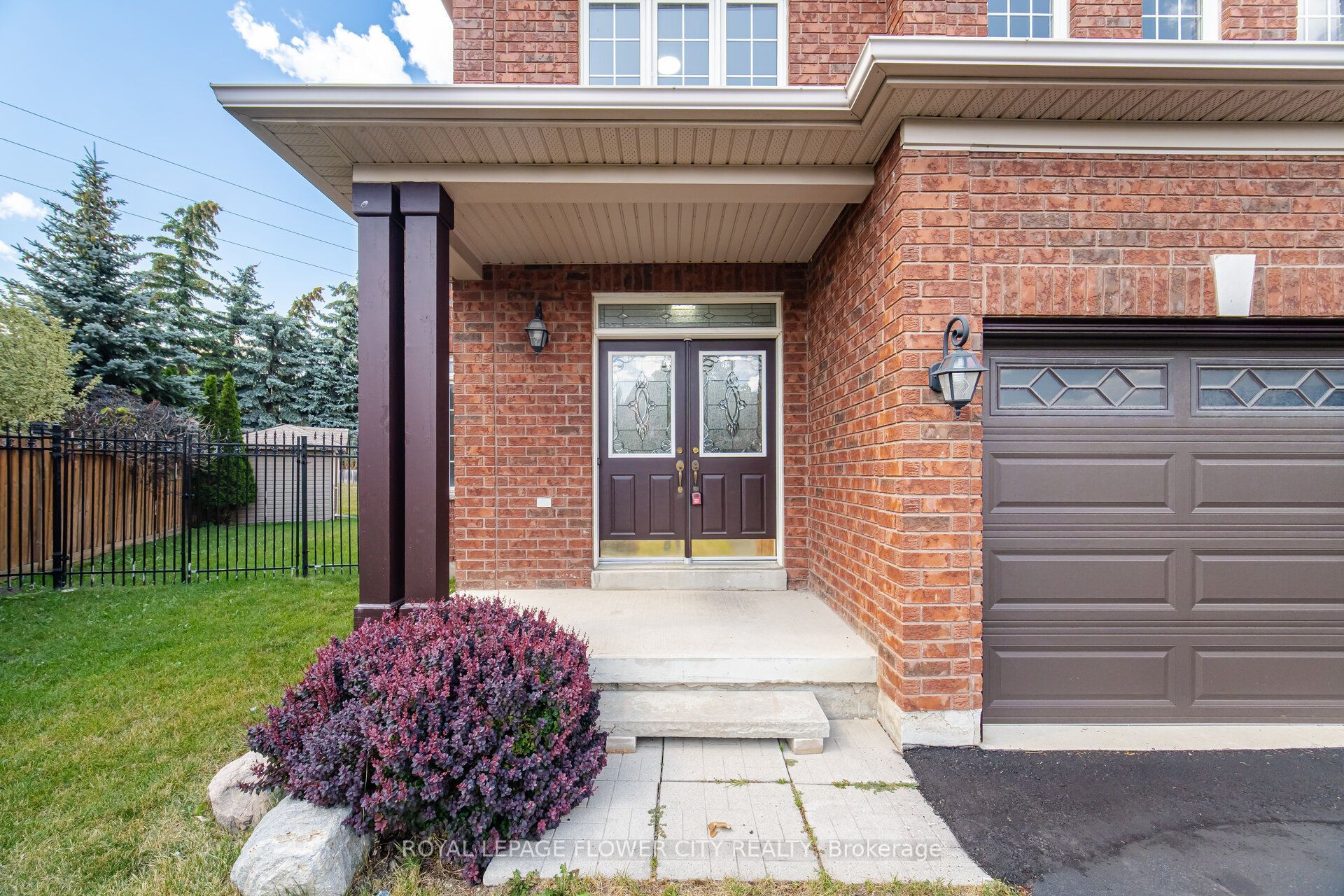 56 Laurentide Crescent, Brampton 4