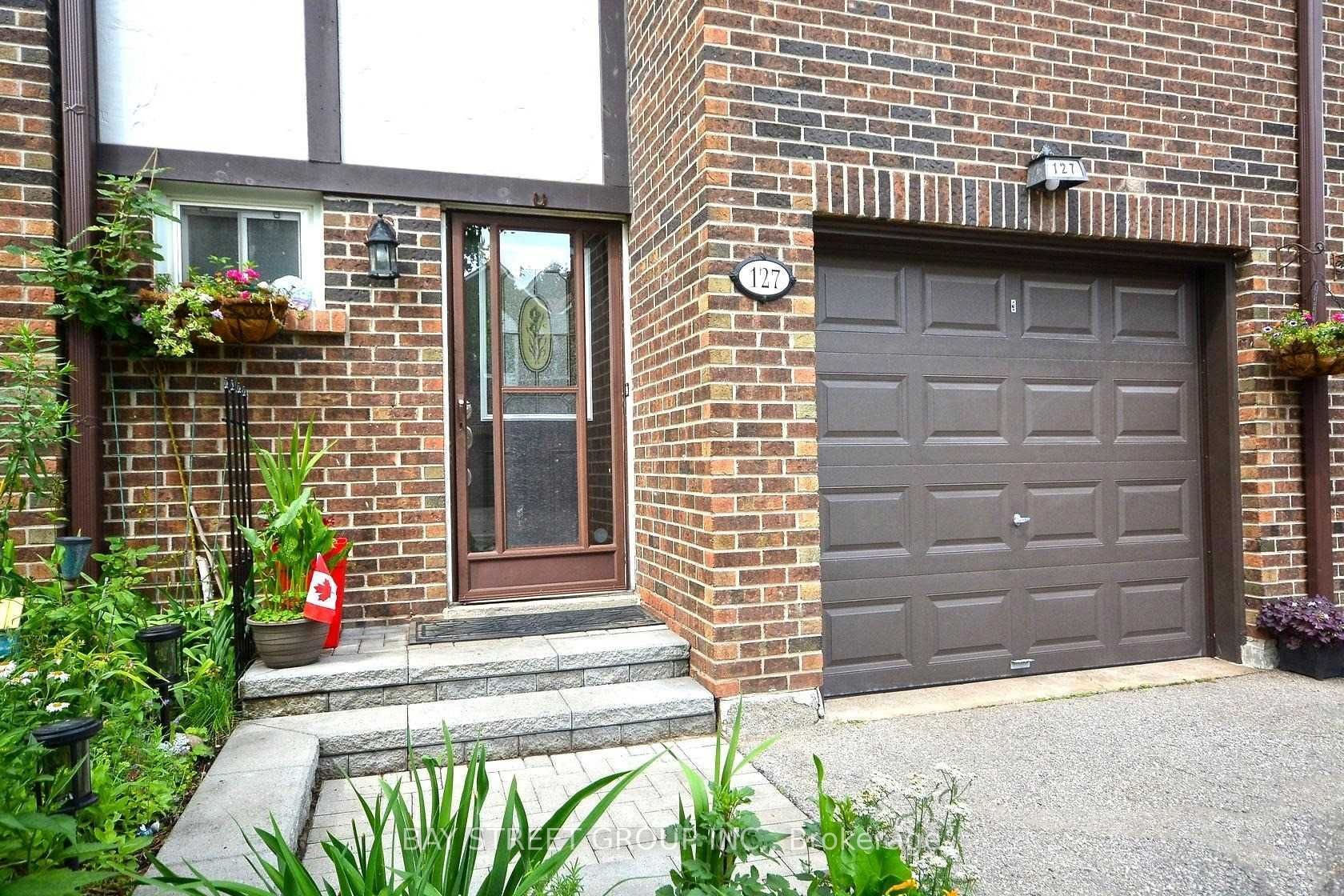 Unit 127 - 2120 Rathburn Road E, Mississauga 2
