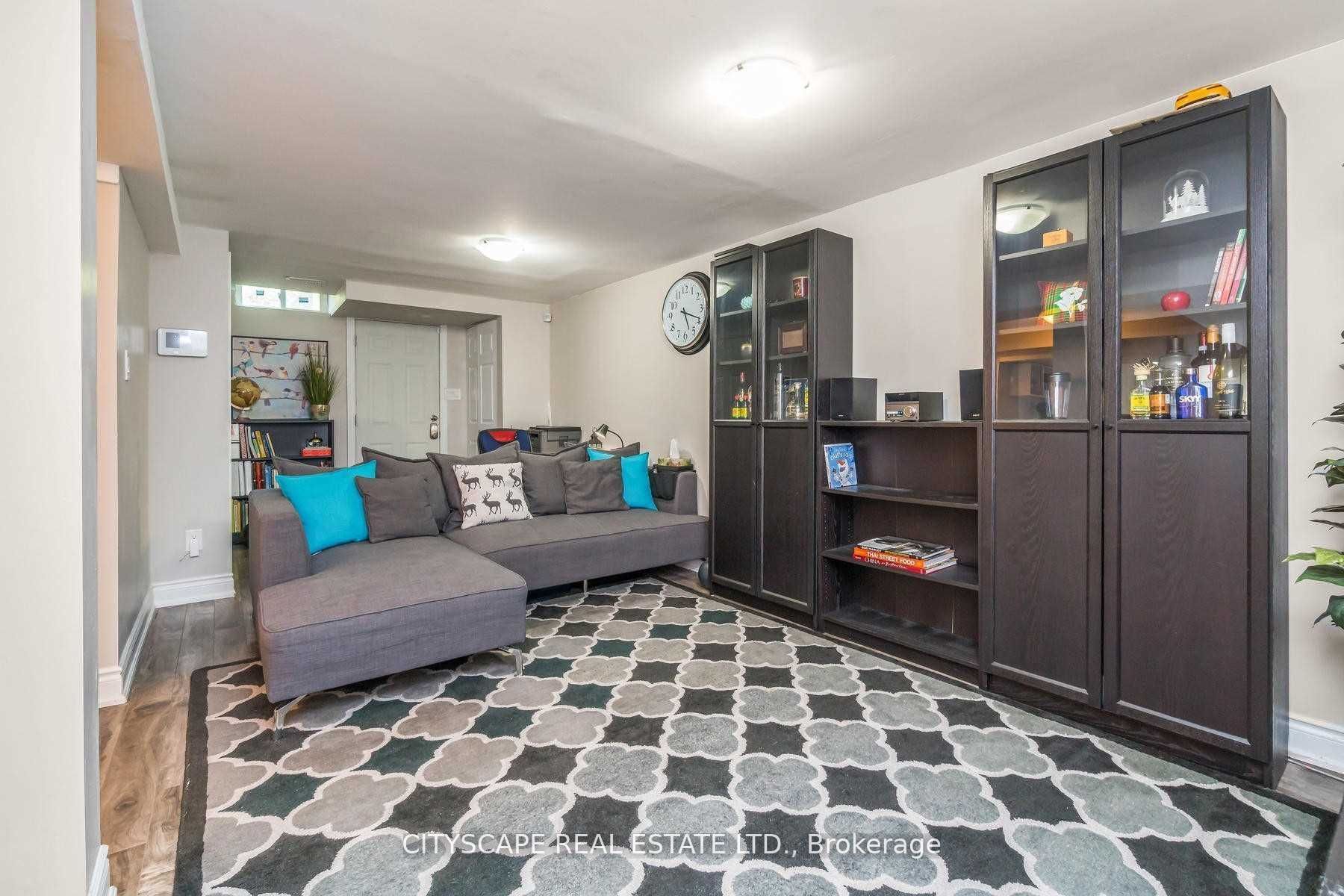 Unit Bsmt - 6103 Silken Lauman Way, Mississauga 2
