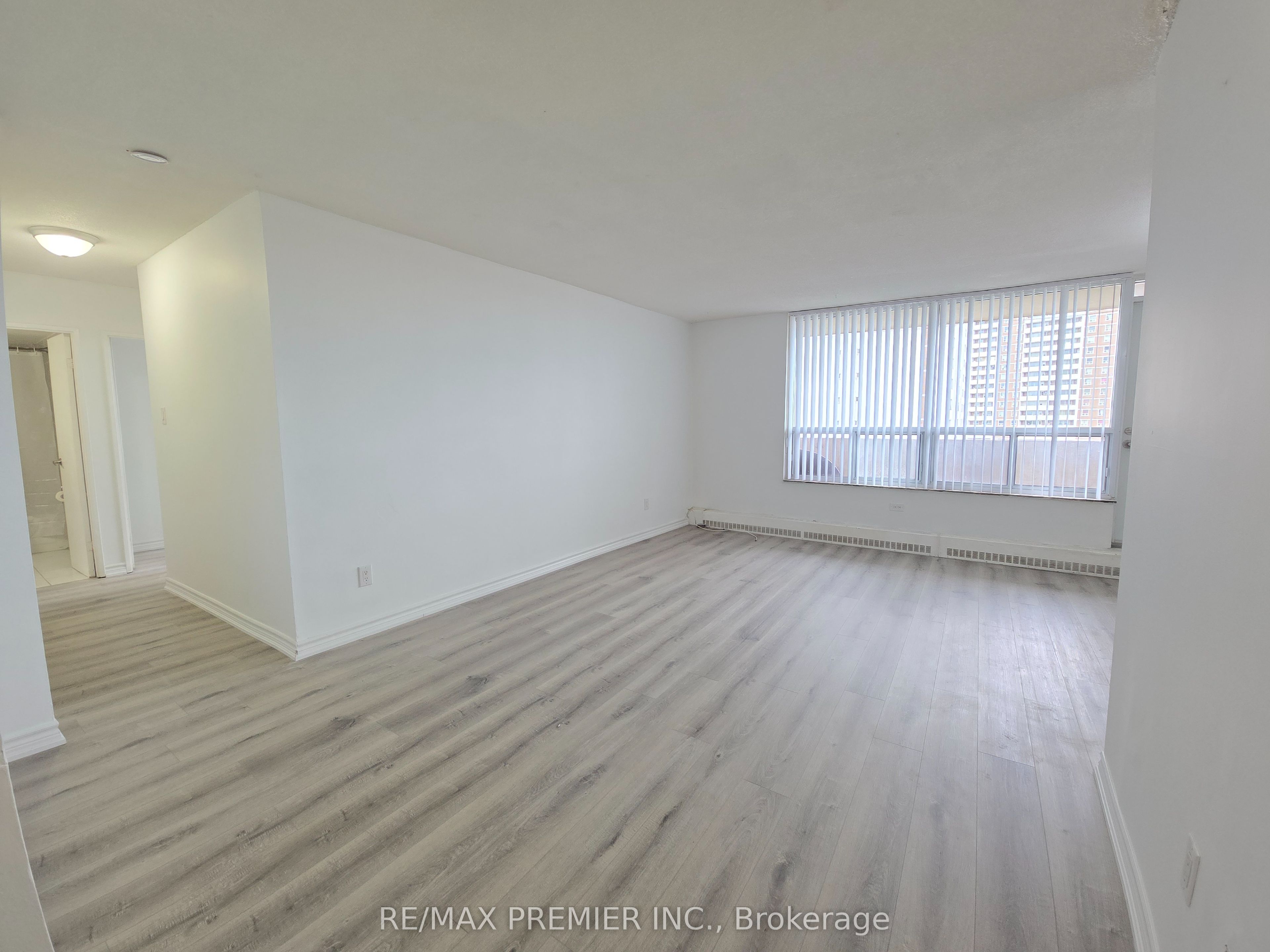 3390 Weston Road, North York 2
