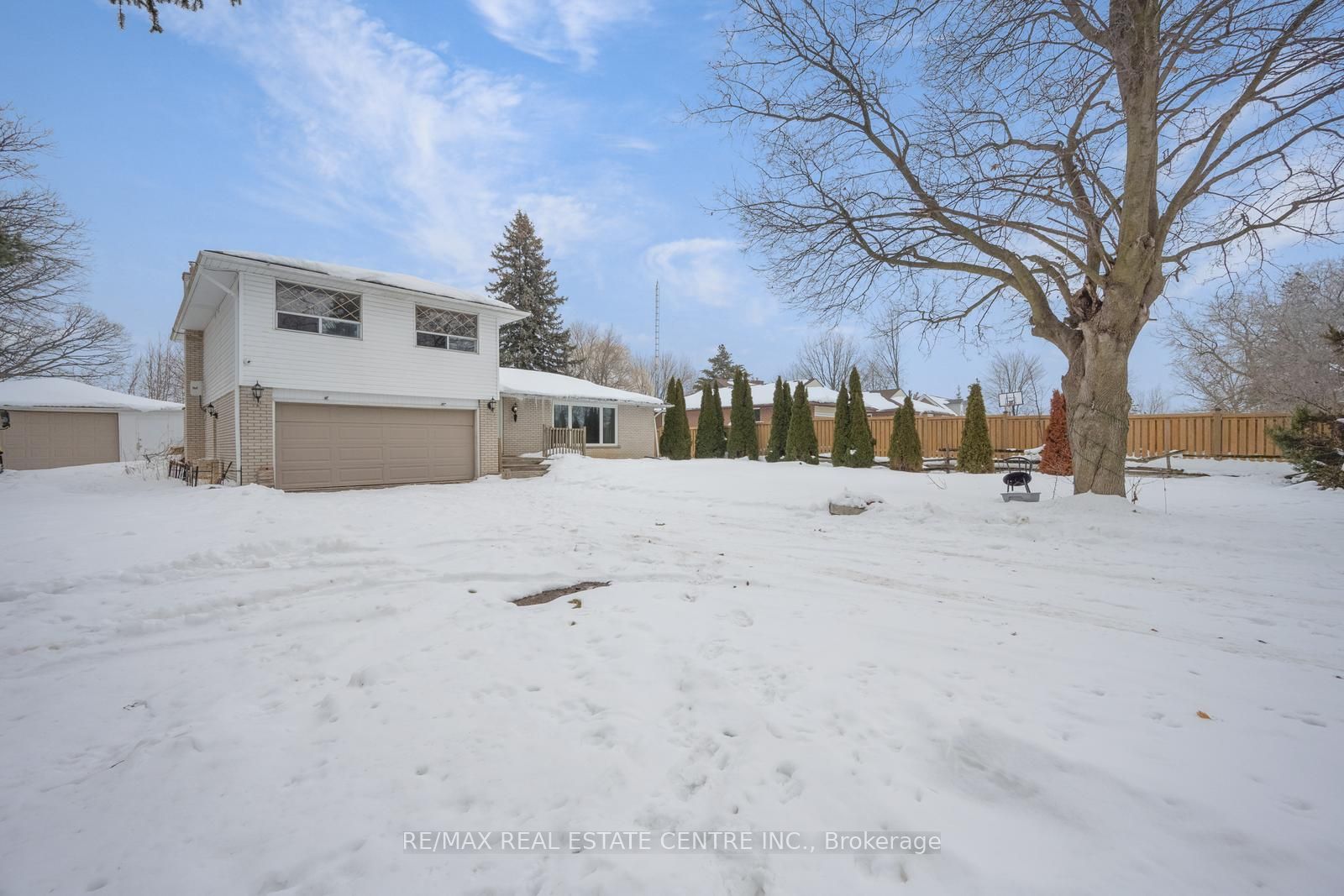 12391 Heritage Road, Caledon 4