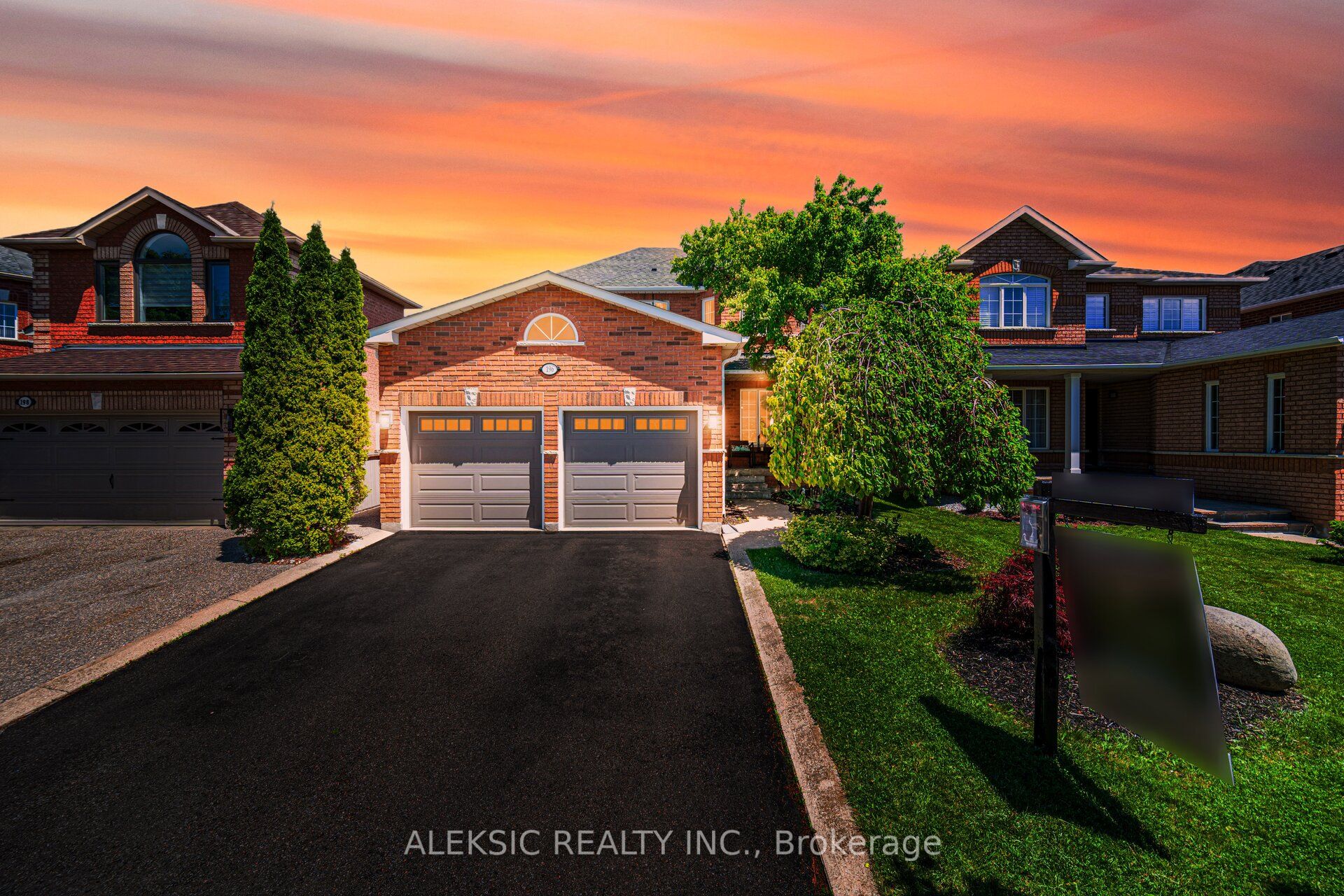 196 Eaton St, Halton Hills, Ontario L7G5Y2 For Sale HouseSigma