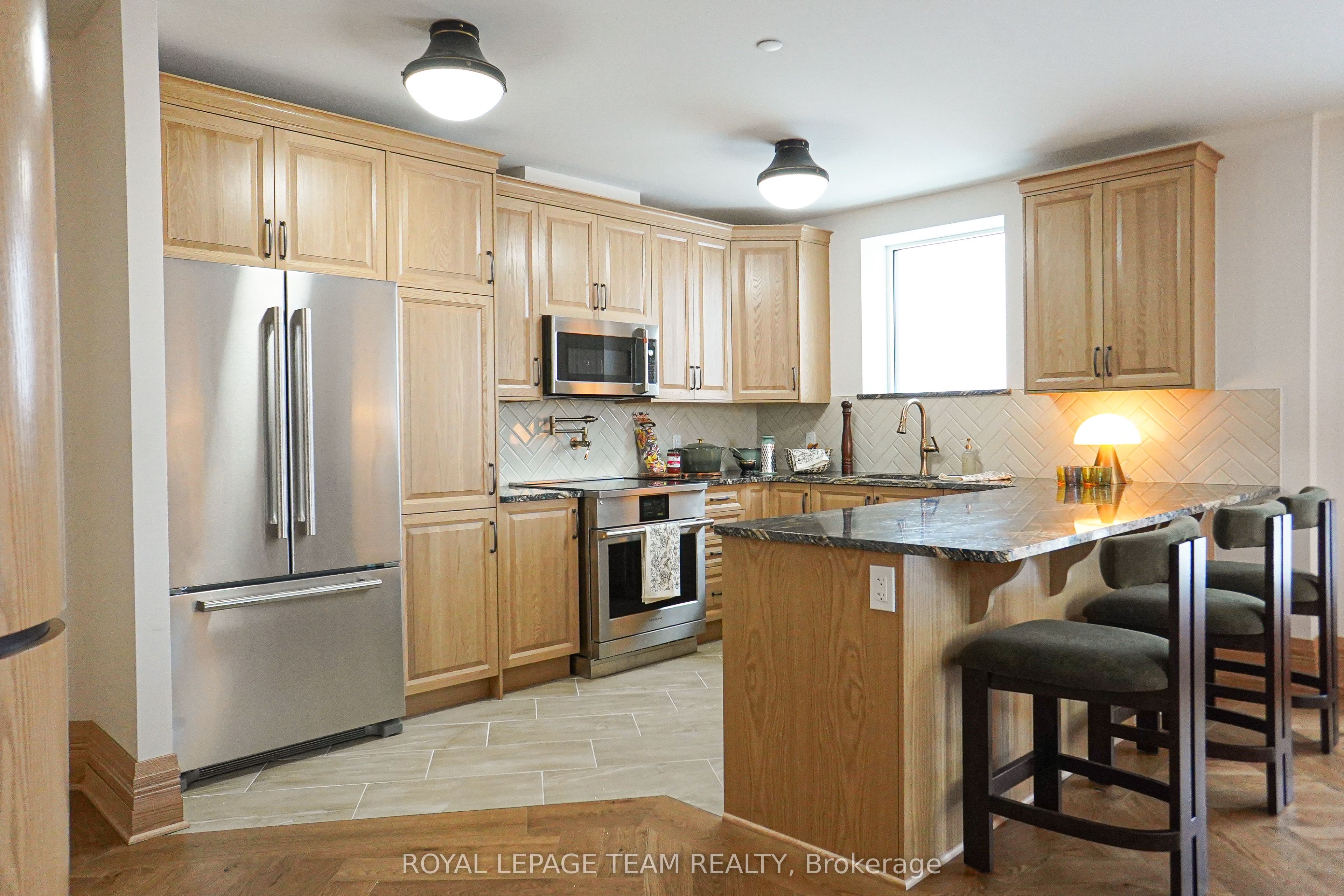 Unit 105 - 1050 Canadian Shield Avenue, Kanata 4
