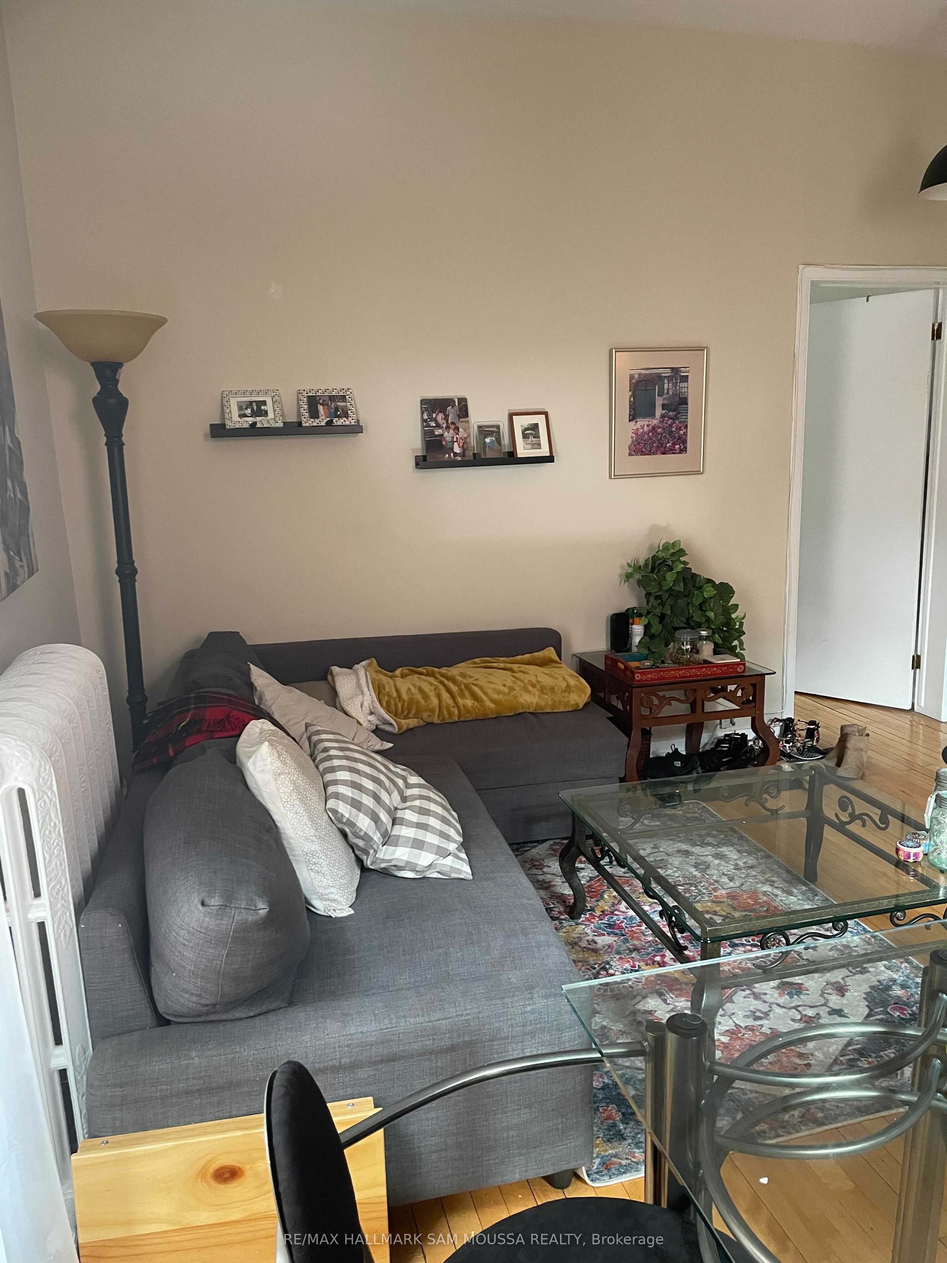 Unit 7 - 232 Cooper Street, Ottawa 2