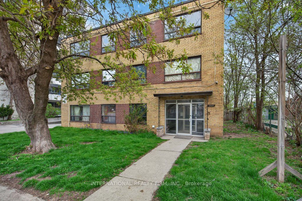 Unit 203 - 295 Melvin Avenue, Hamilton 4