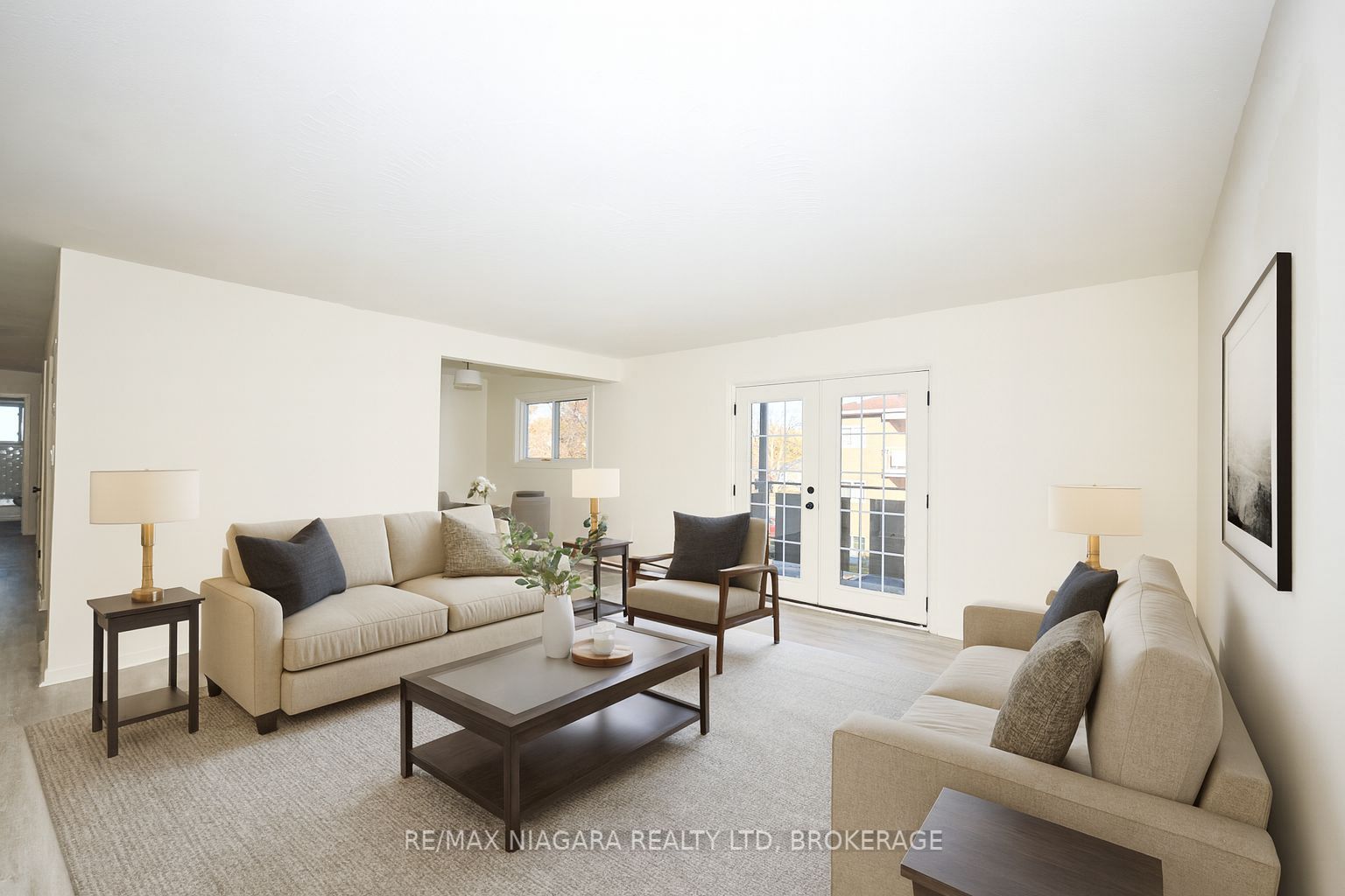Unit Unit 8 - 141 Plymouth Road, Welland 1
